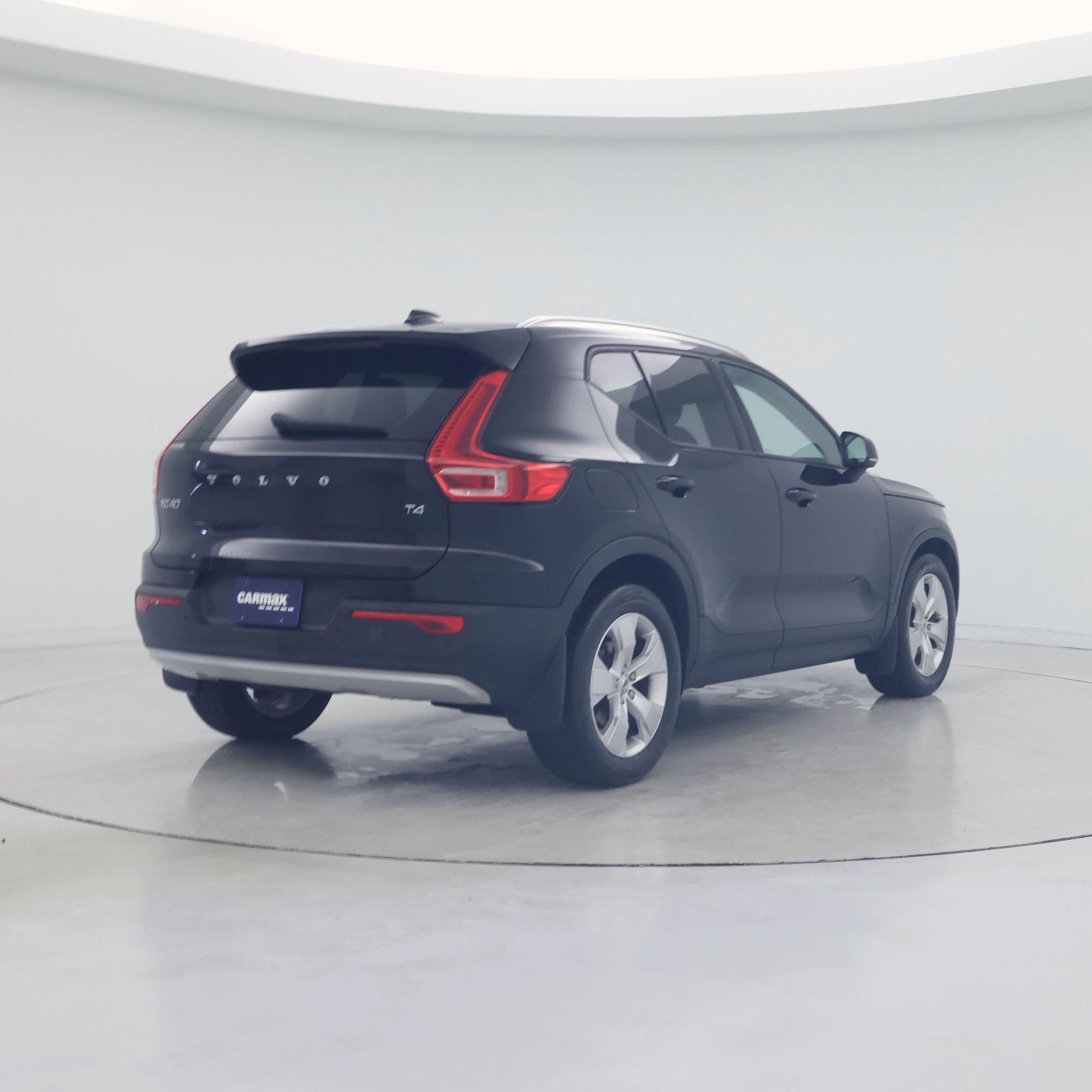 Thumbnail: 2020 Volvo XC40 - 8