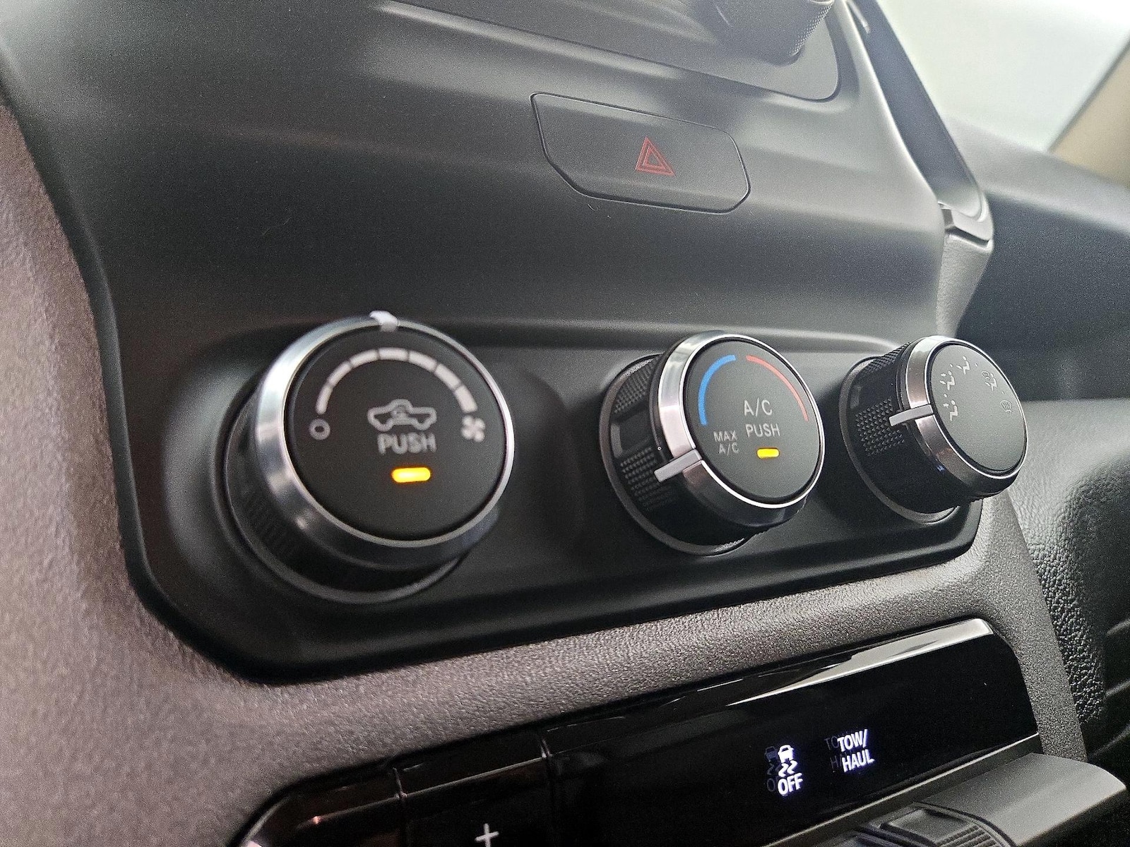 2019 RAM Ram 2500 Pickup Tradesman - Photo 17