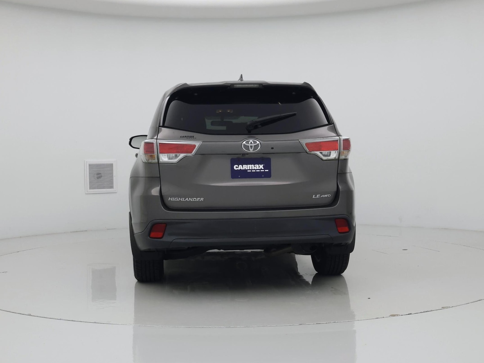 2016 Toyota Highlander LE Plus - Photo 7