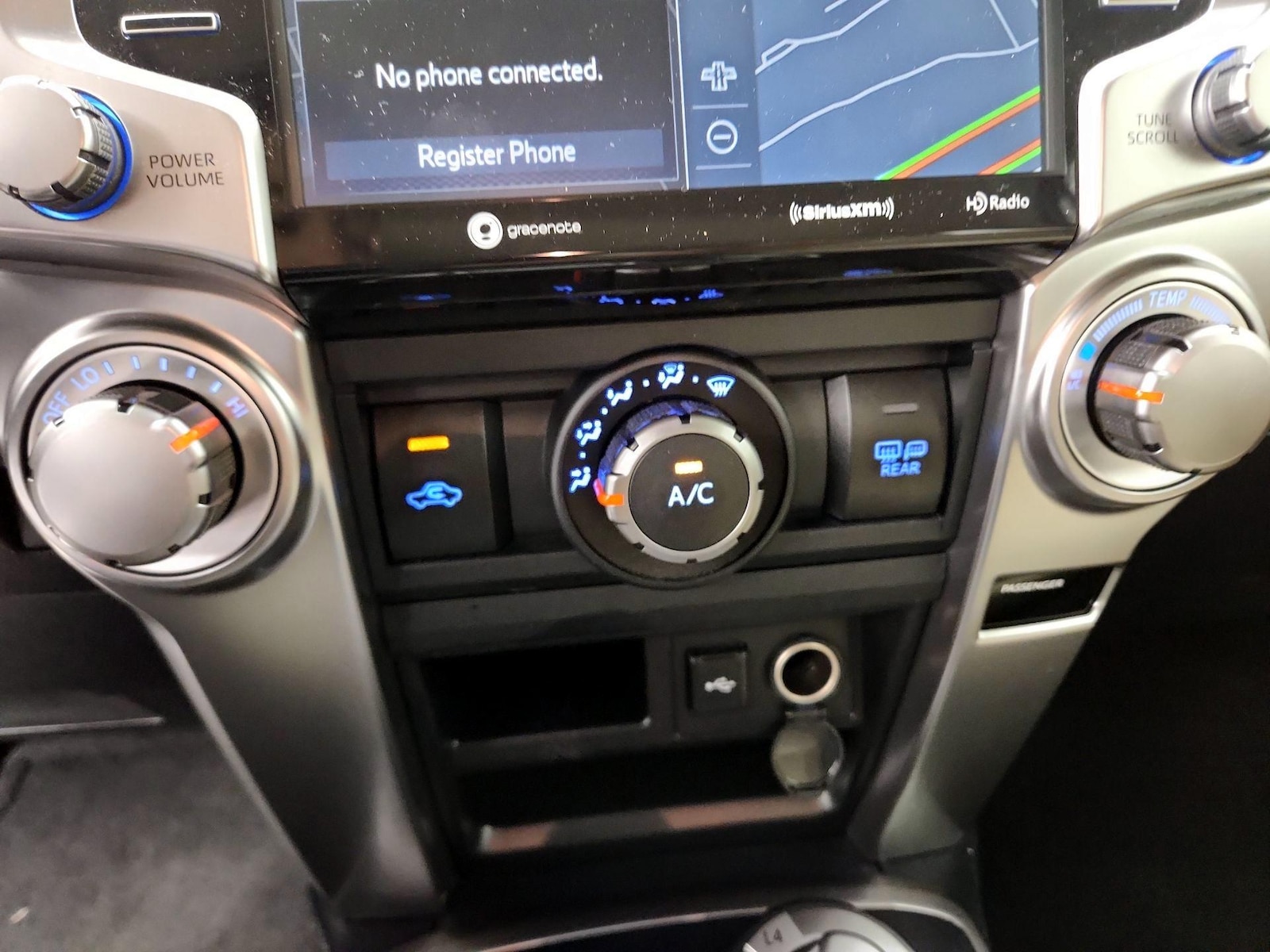 2024 Toyota 4Runner SR5 Premium - Photo 18