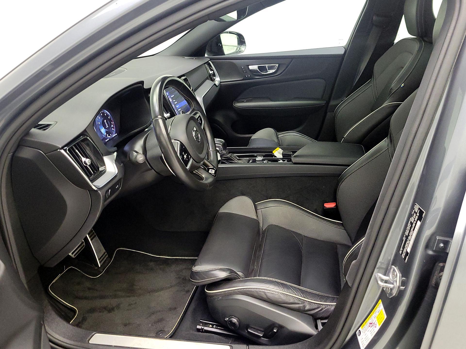 Thumbnail: 2019 Volvo S60 - 11