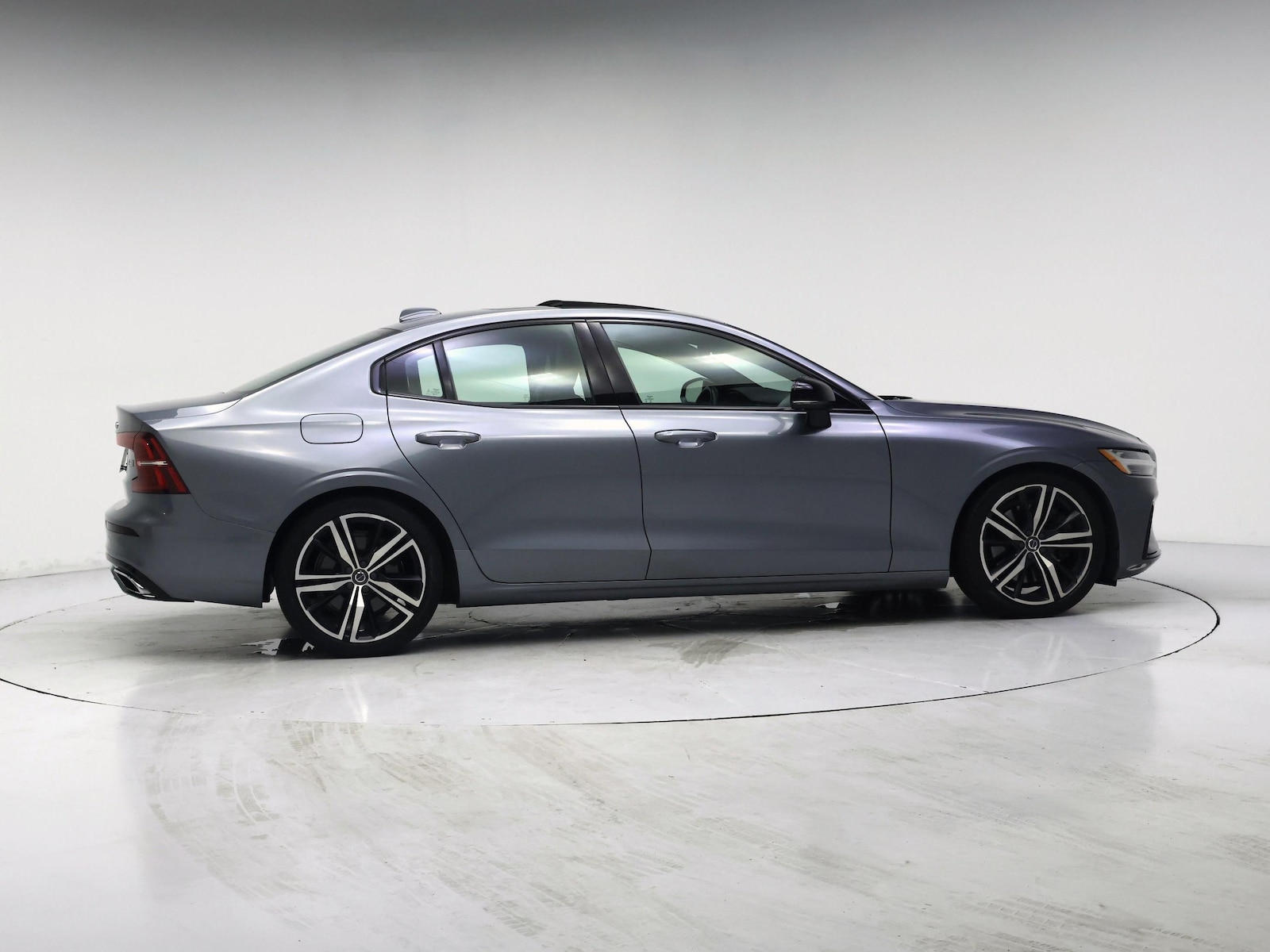 2019 Volvo S60 R-Design - Photo 8