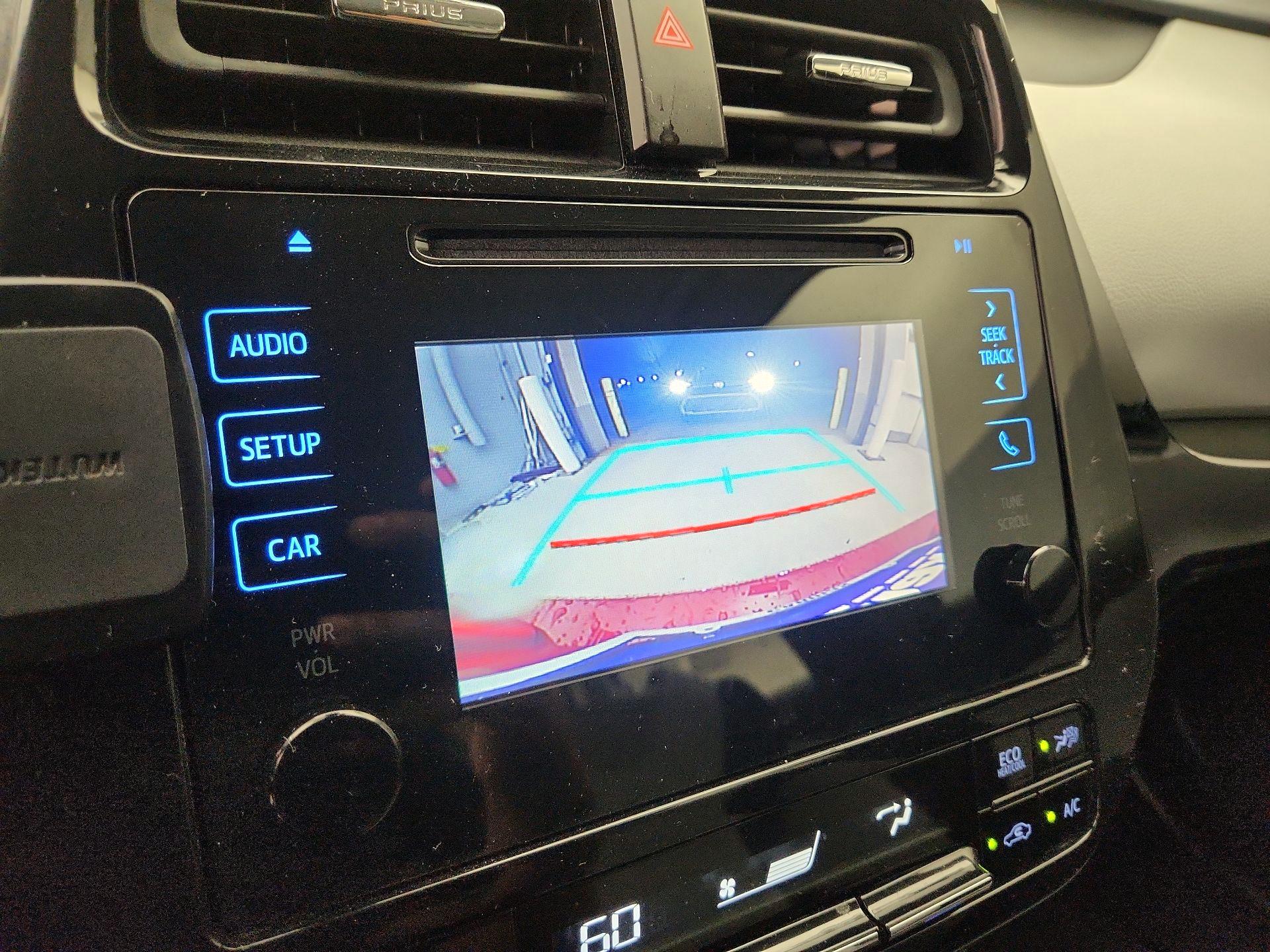 Thumbnail: 2018 Toyota Prius - 14