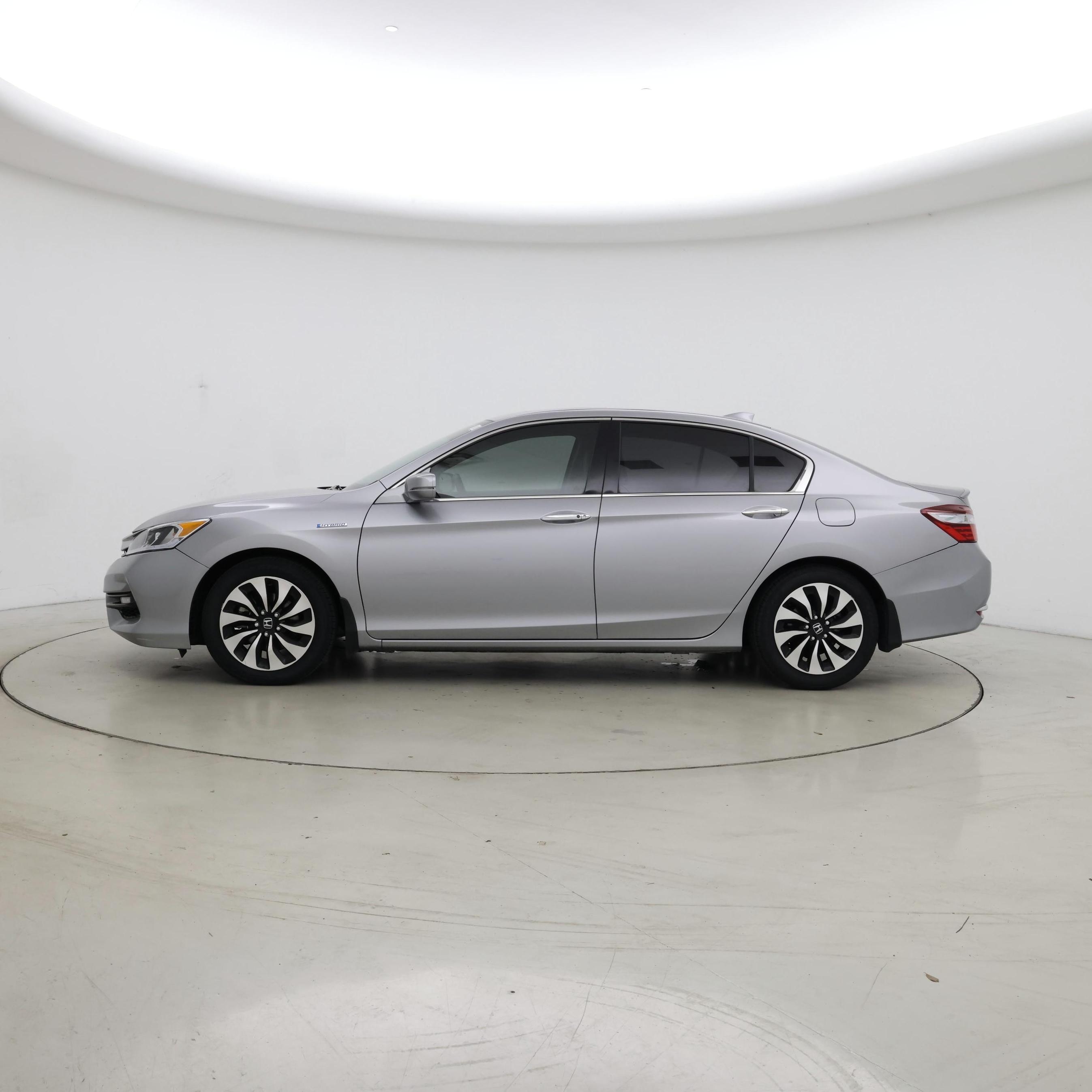 Thumbnail: 2017 Honda Accord - 3