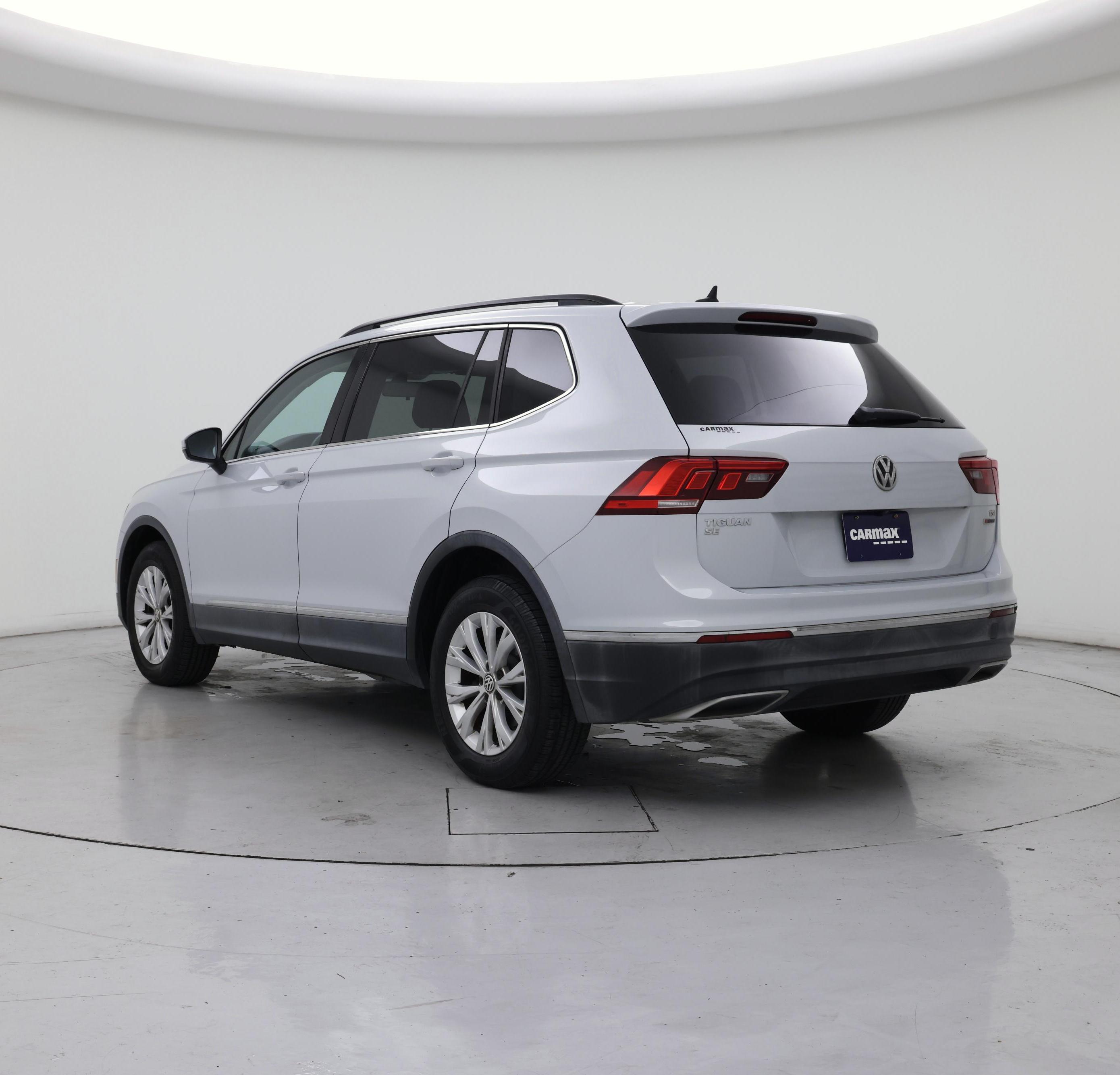Thumbnail: 2018 Volkswagen Tiguan - 2
