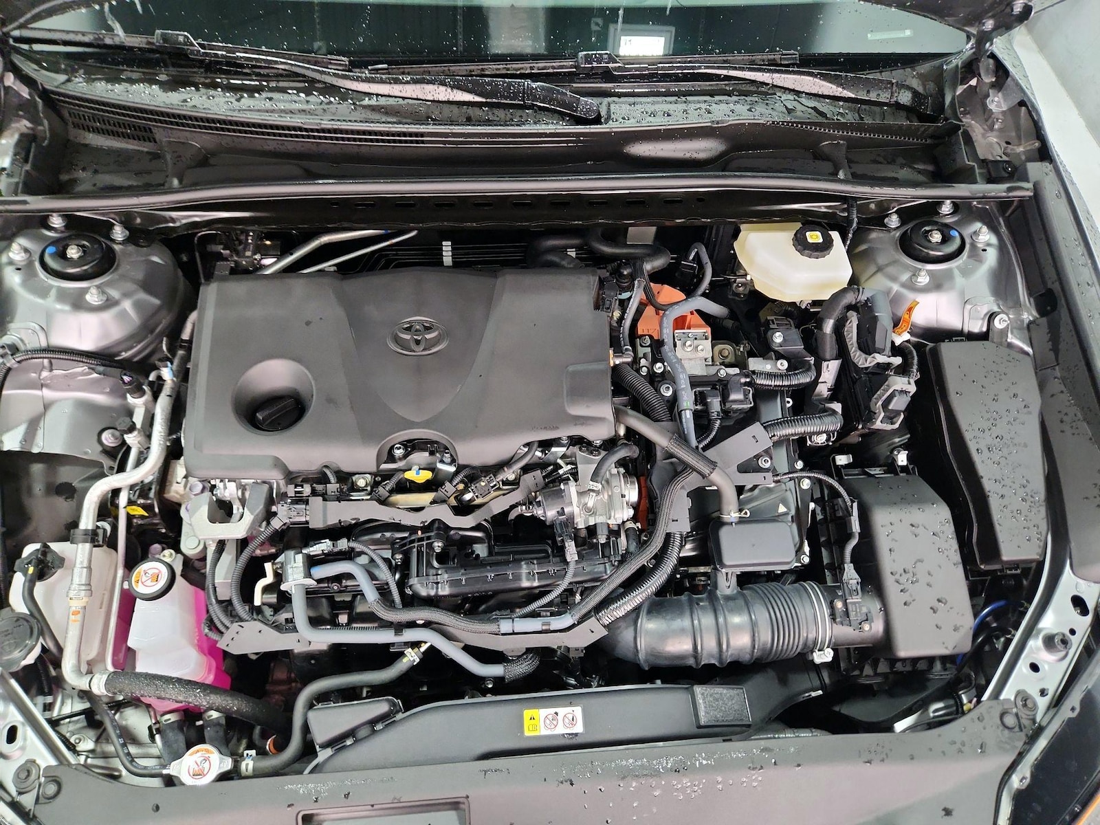 2025 Toyota Camry XSE - Photo 23