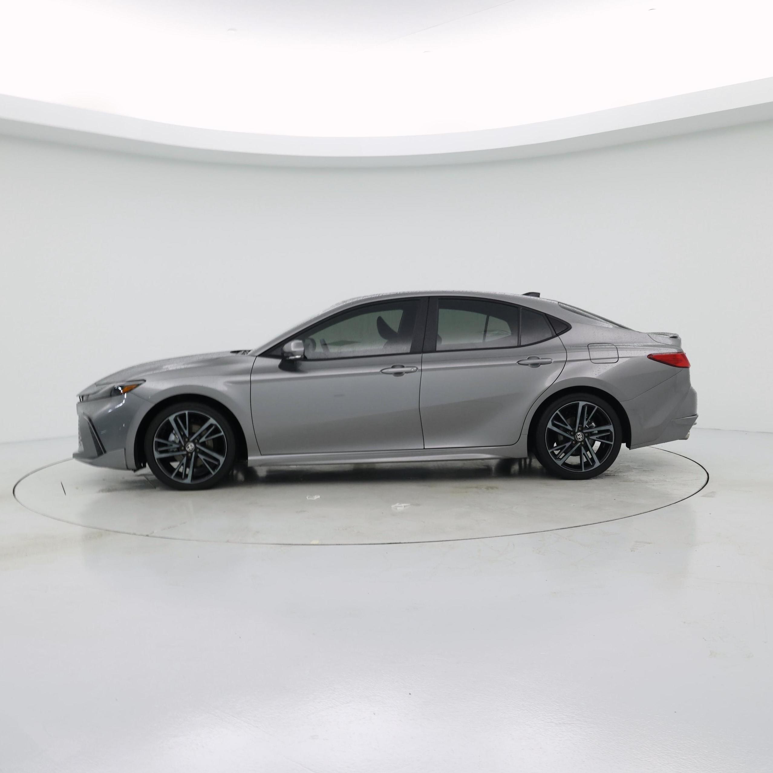 Thumbnail: 2025 Toyota Camry - 3