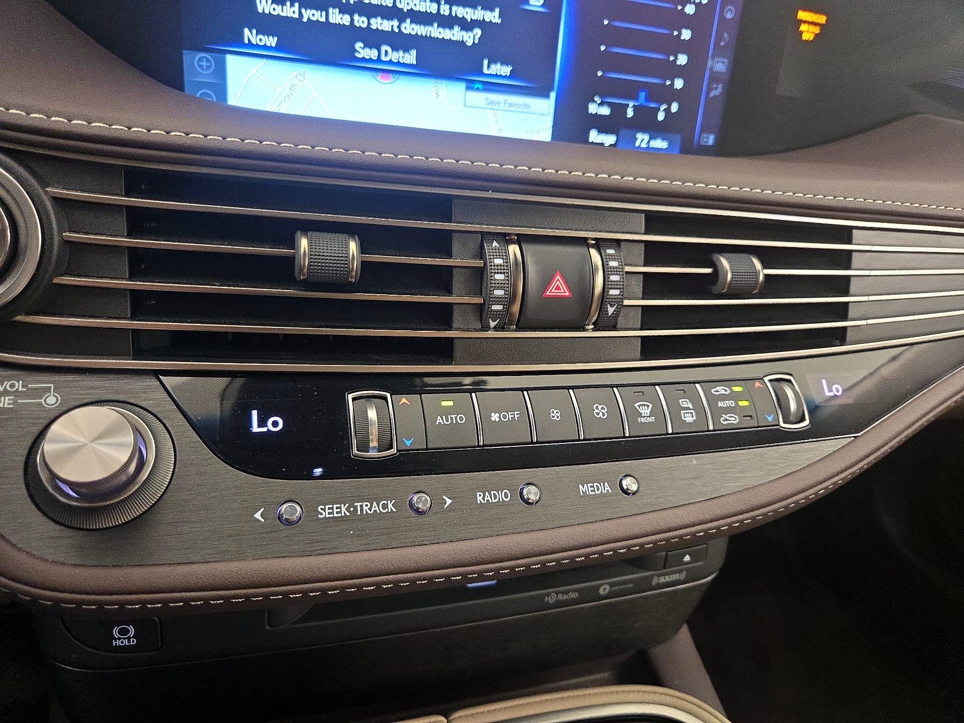 Thumbnail: 2018 Lexus LS - 17