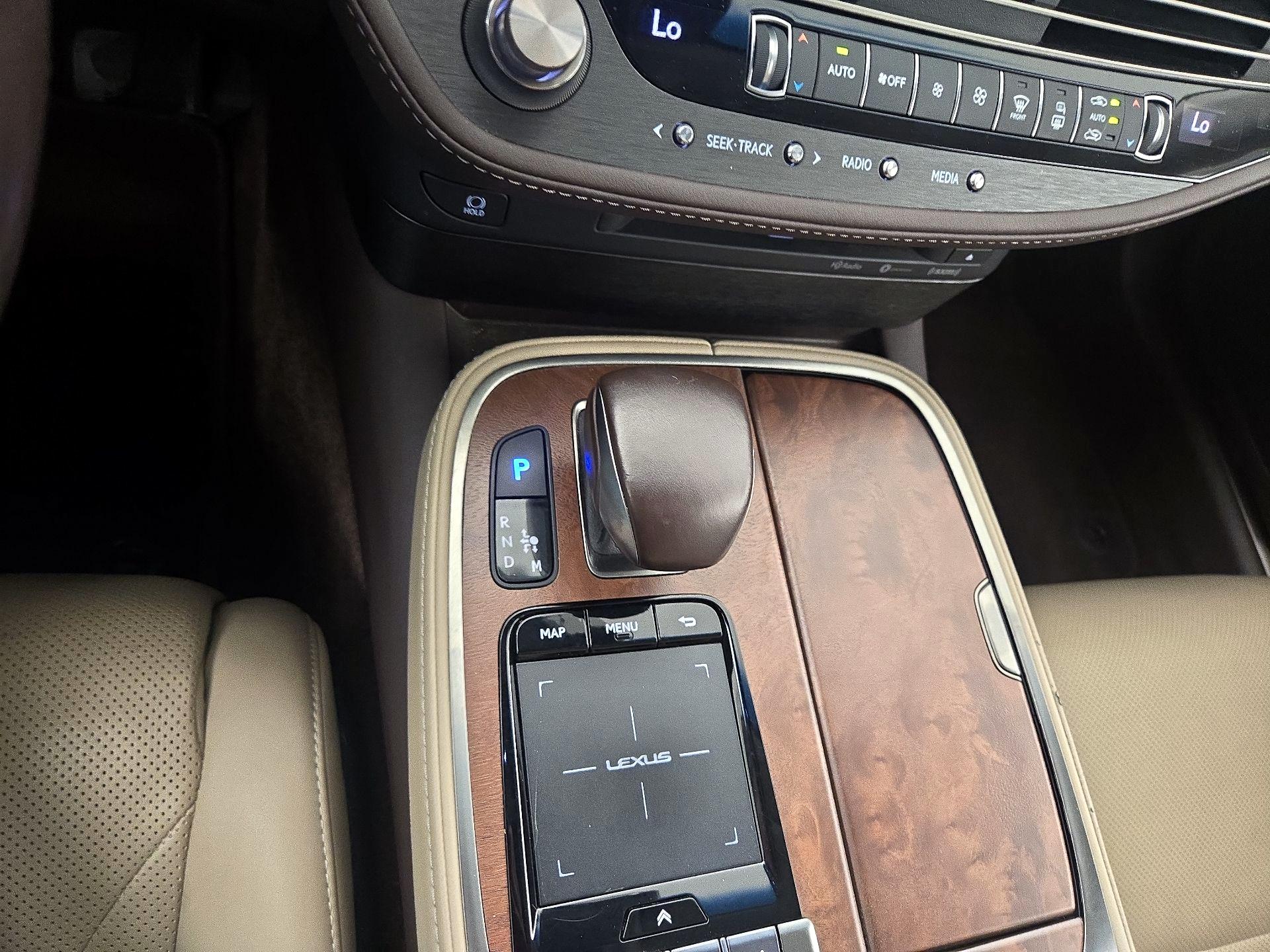 Thumbnail: 2018 Lexus LS - 18