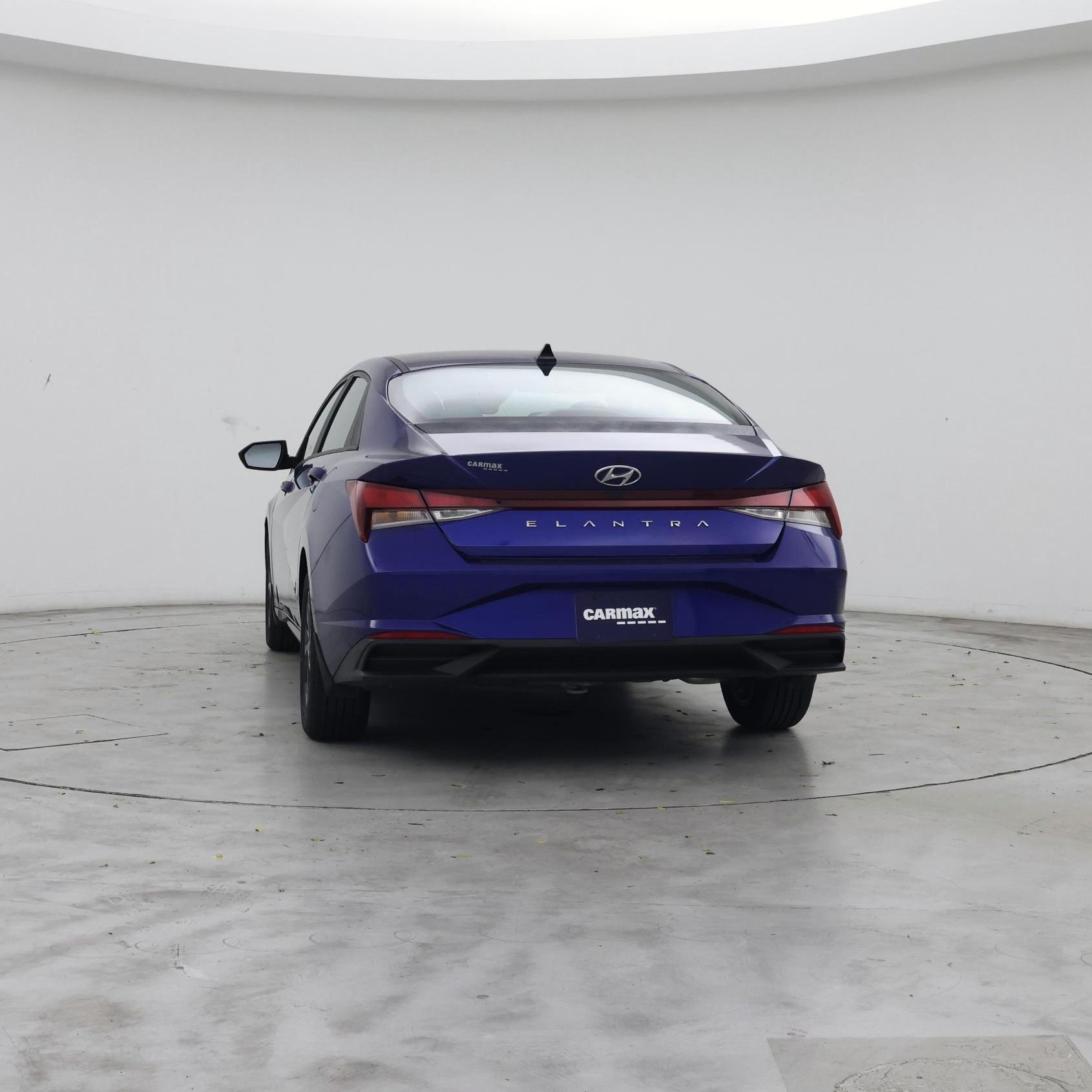 Thumbnail: 2023 Hyundai Elantra - 6