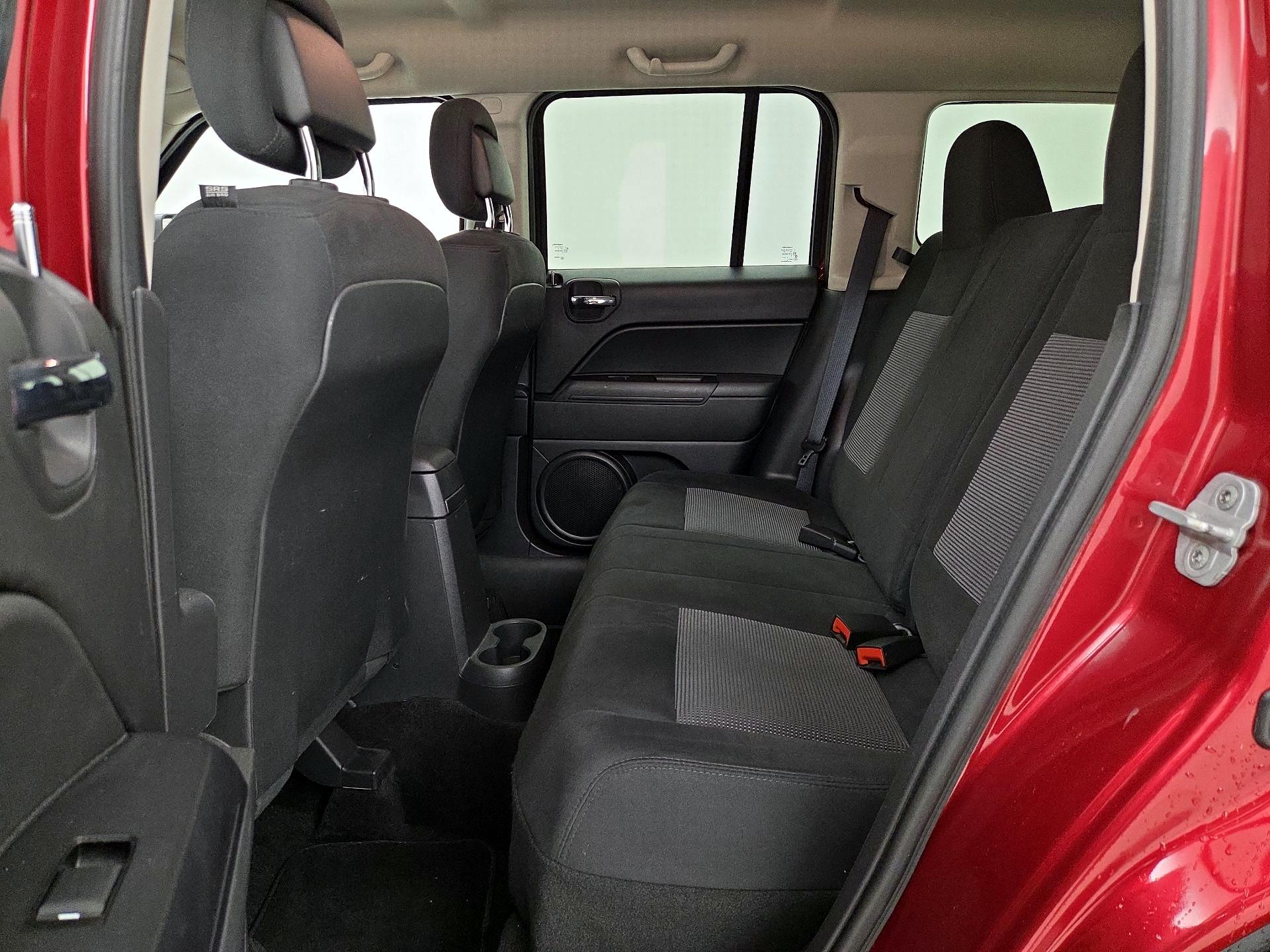 Thumbnail: 2014 Jeep Patriot - 16