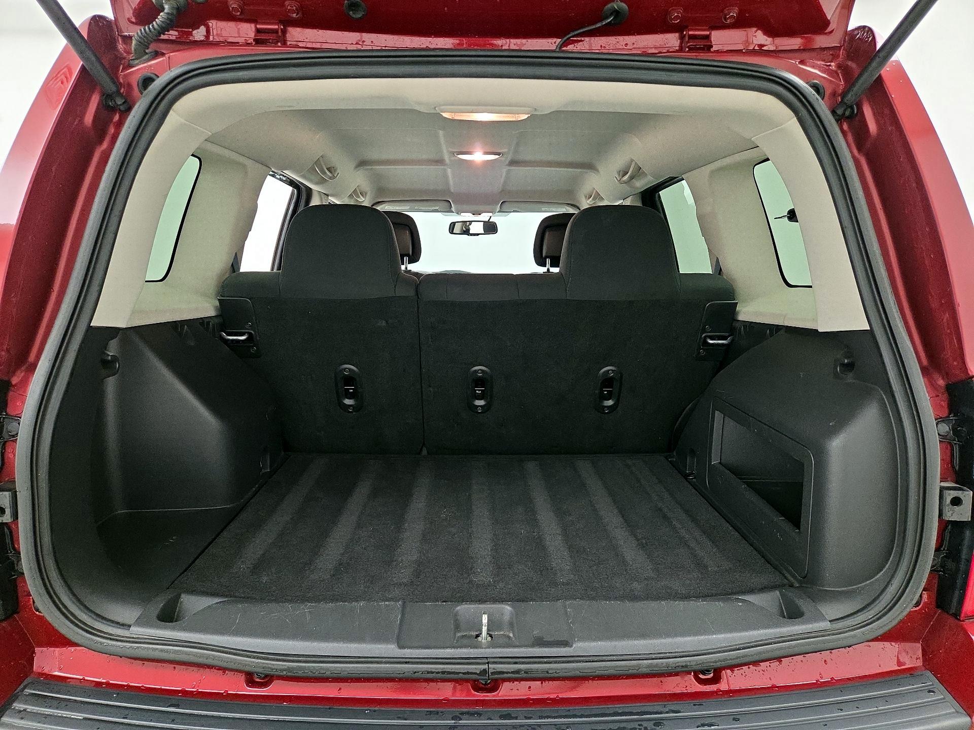 Thumbnail: 2014 Jeep Patriot - 17