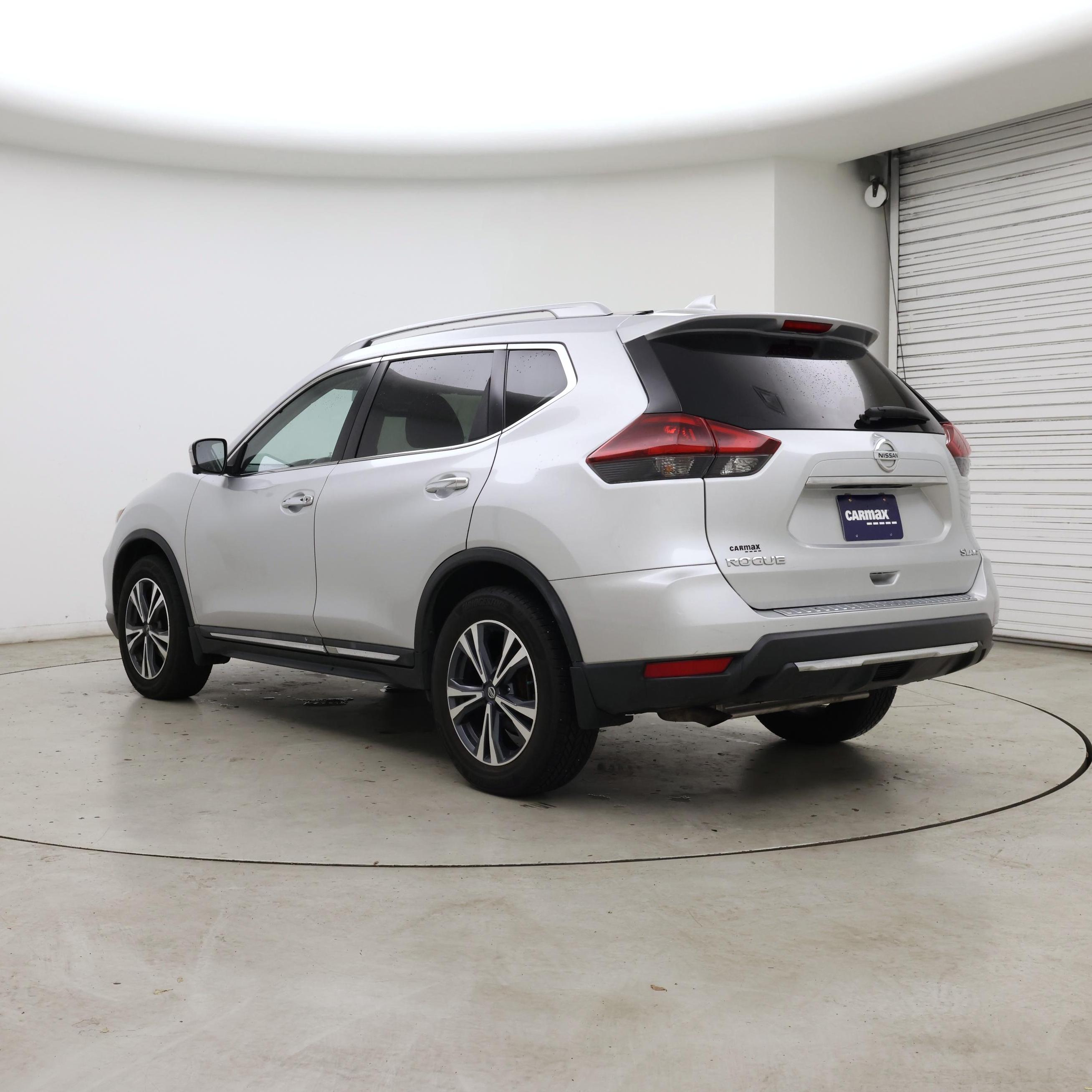 Thumbnail: 2018 Nissan Rogue - 2