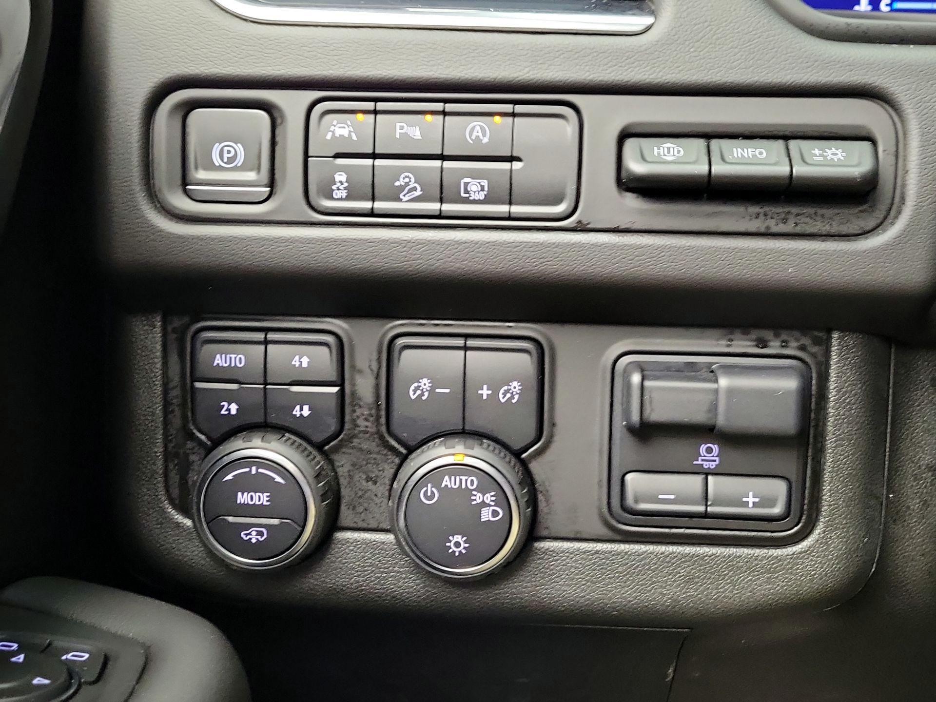 Thumbnail: 2023 Chevrolet Tahoe - 13