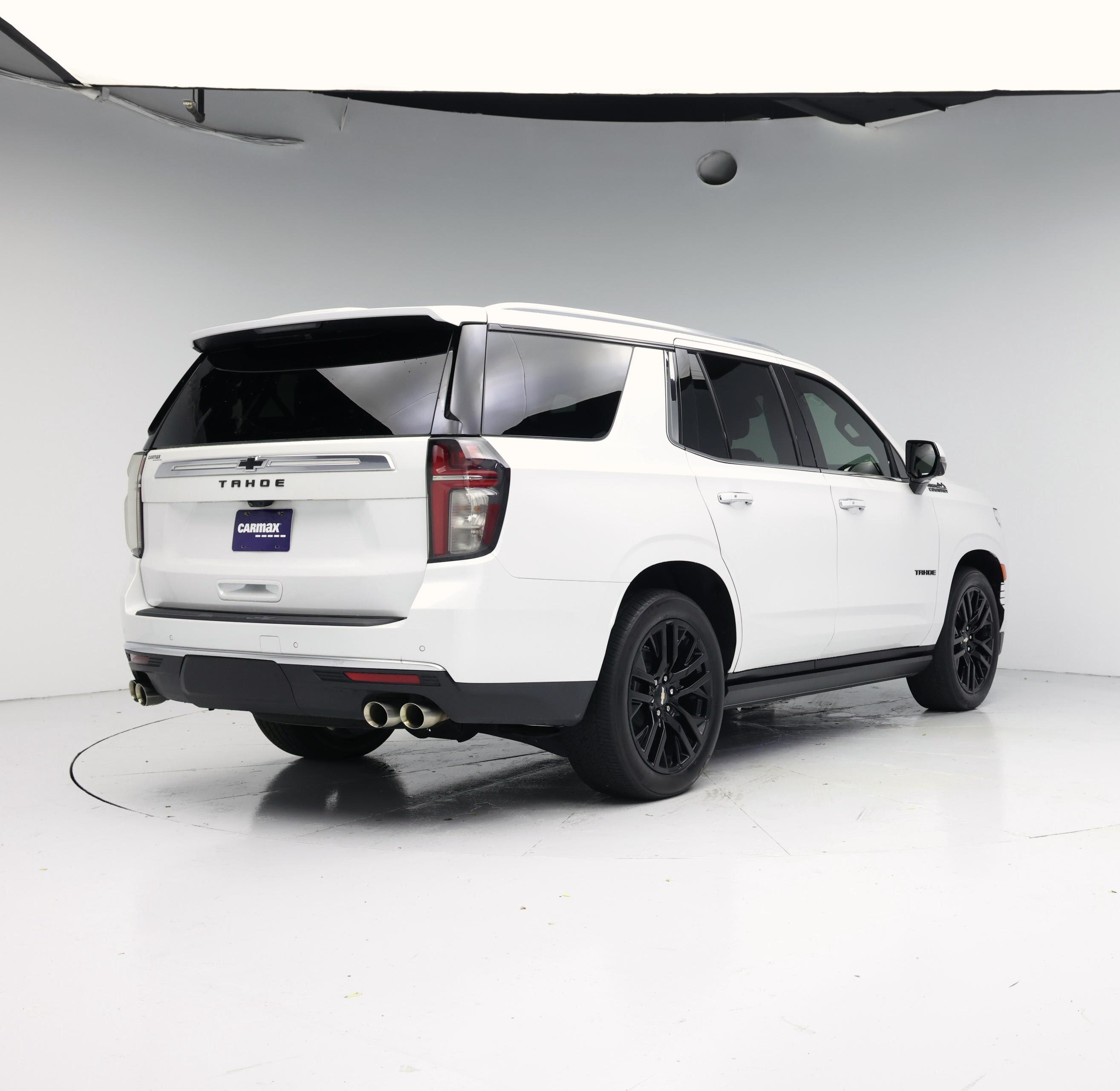 Thumbnail: 2023 Chevrolet Tahoe - 8