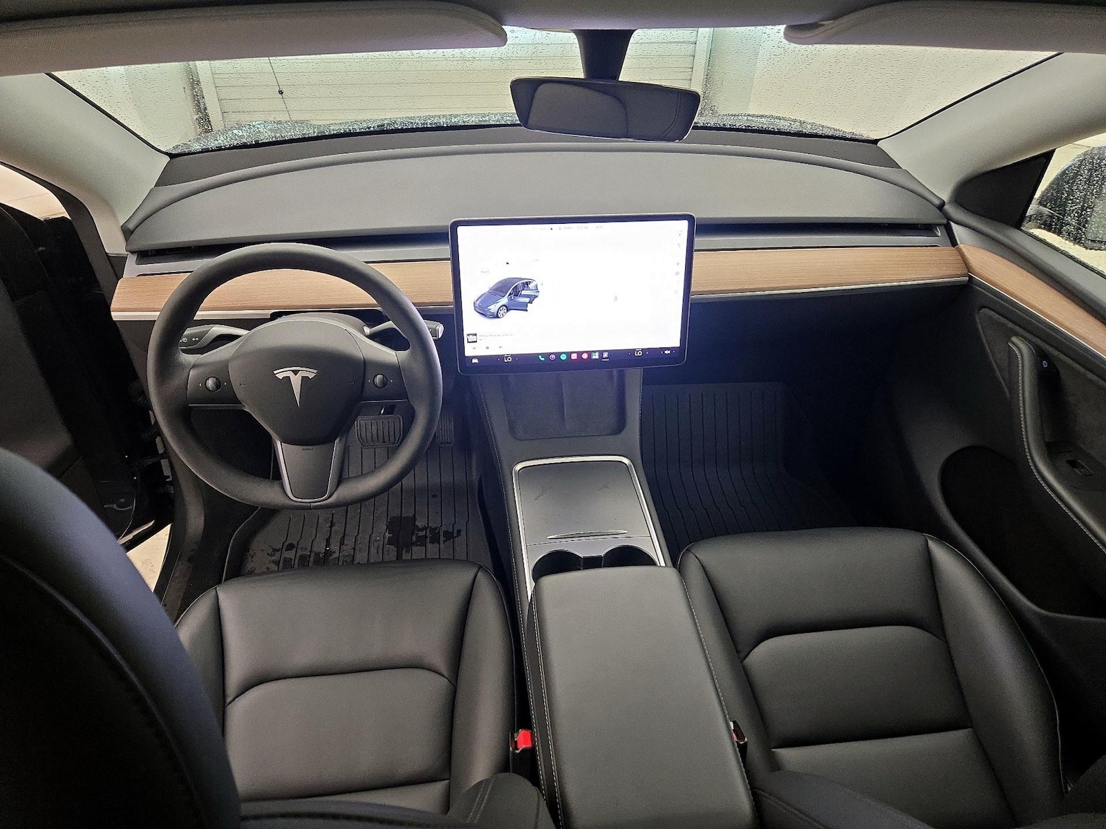 2023 Tesla Model Y Long Range - Photo 10