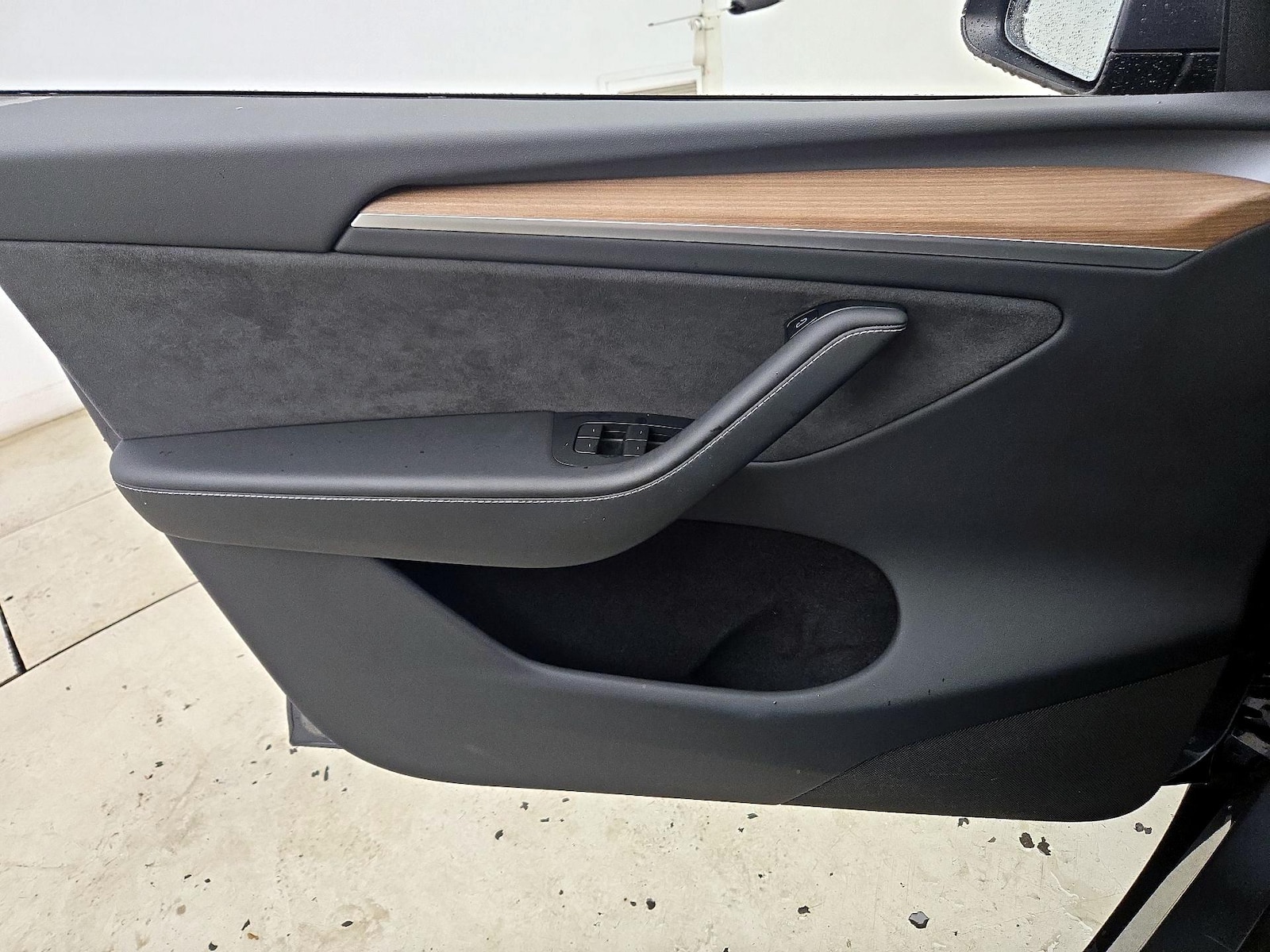 2023 Tesla Model Y Long Range - Photo 13