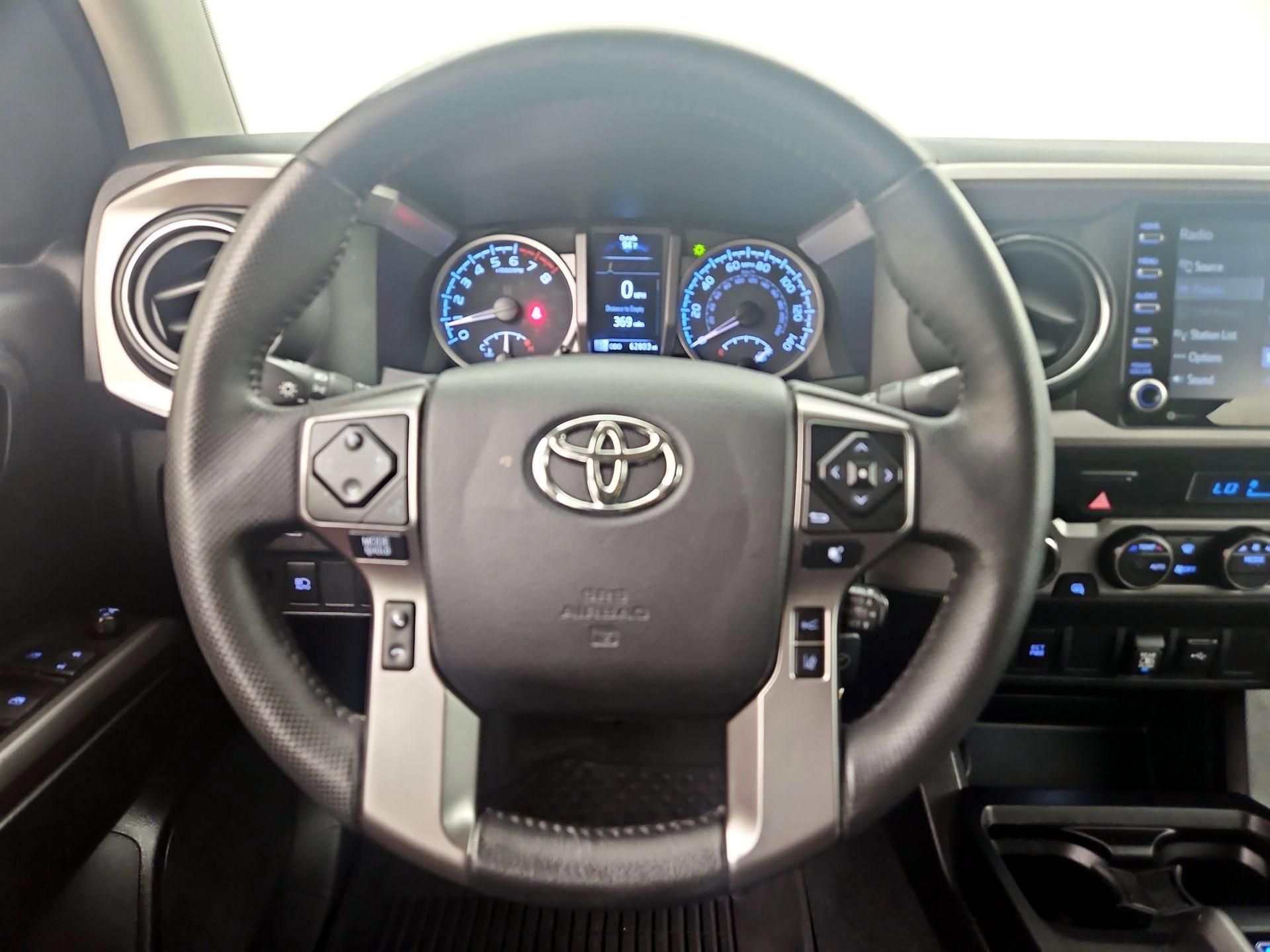 Thumbnail: 2021 Toyota Tacoma - 10