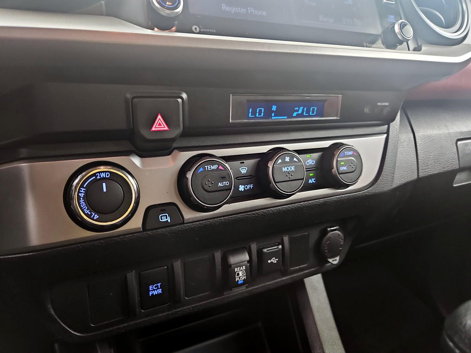 Thumbnail: 2021 Toyota Tacoma - 16