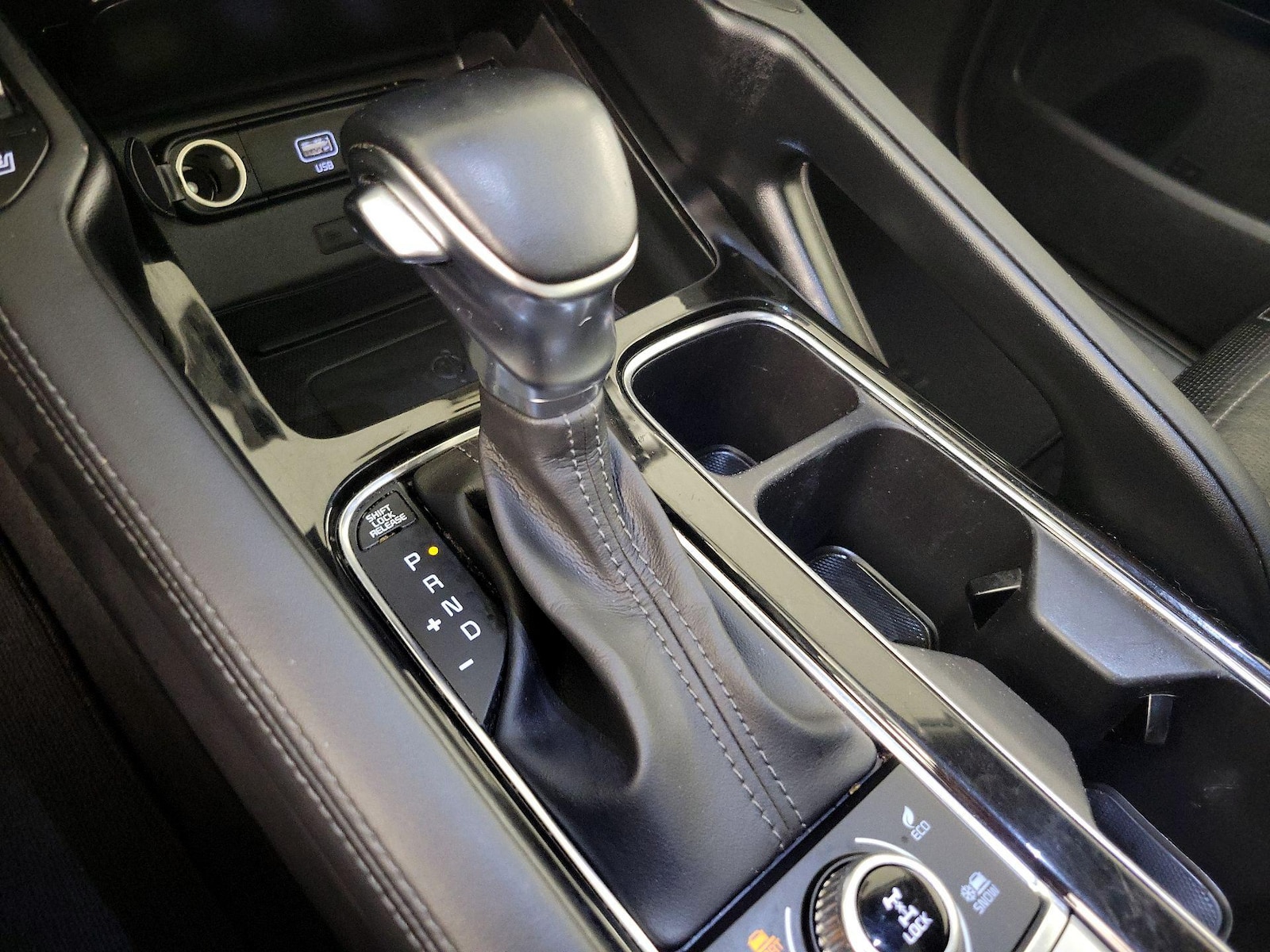 2020 Kia Telluride SX - Photo 17