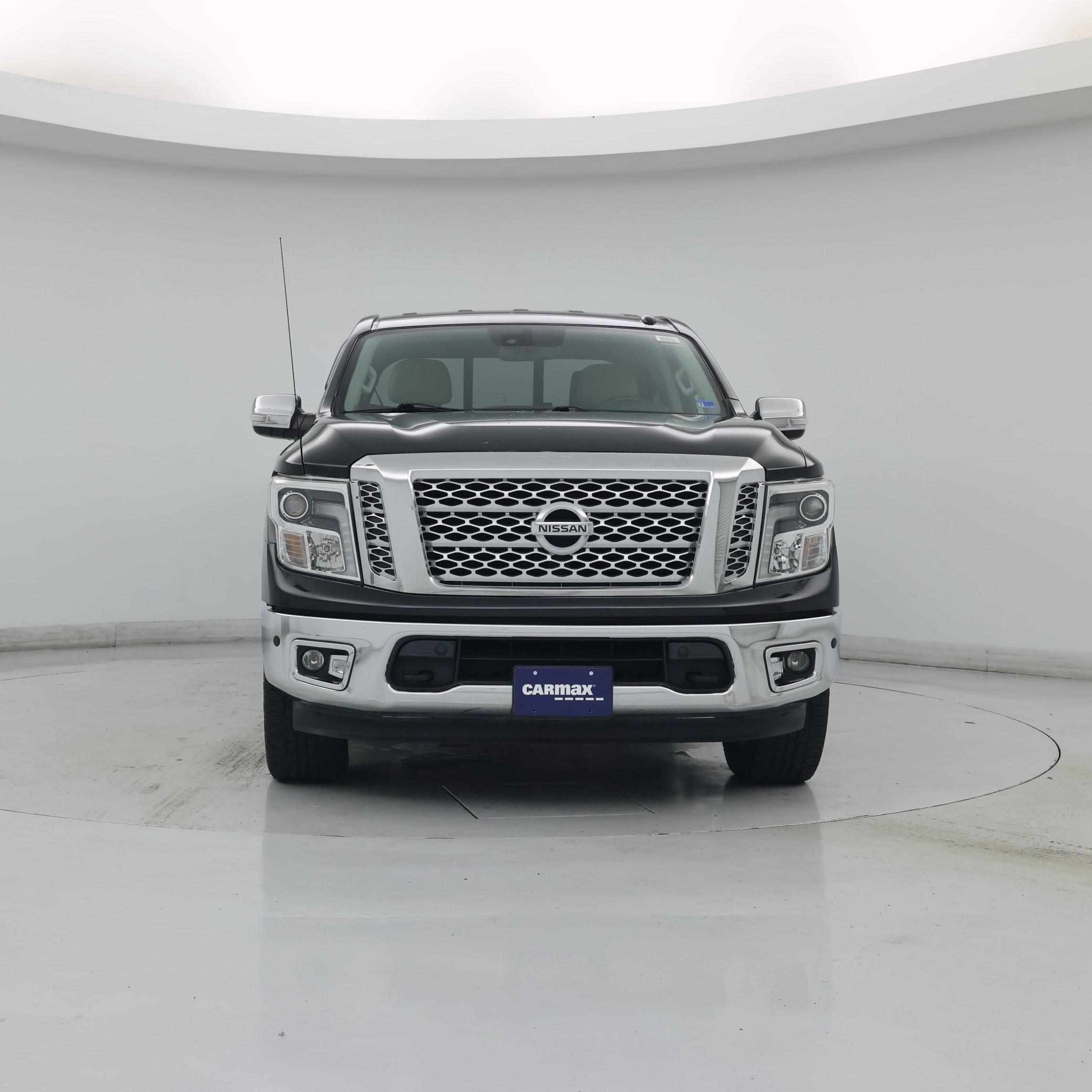 Thumbnail: 2017 Nissan Titan - 5