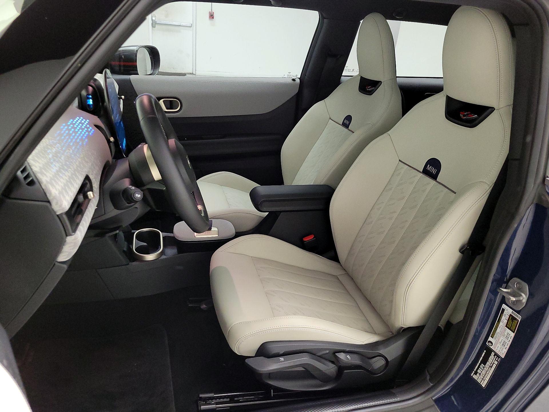 Thumbnail: 2025 MINI Cooper Hardtop - 11