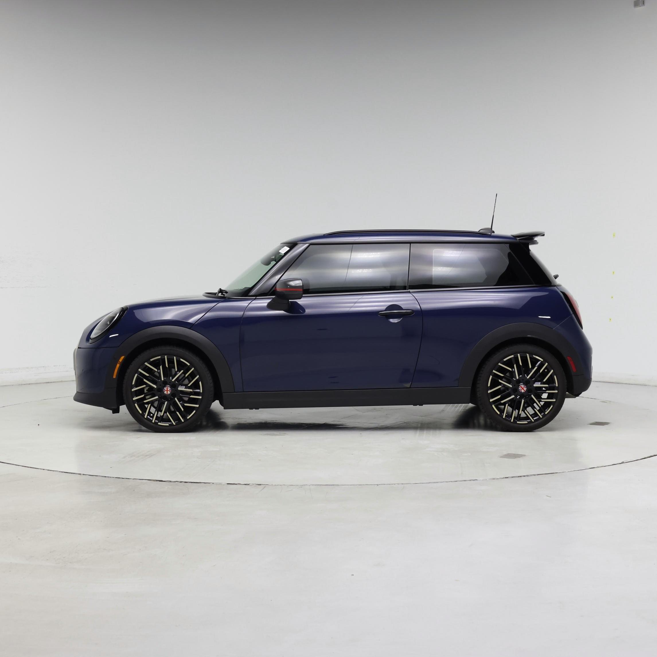 Thumbnail: 2025 MINI Cooper Hardtop - 3