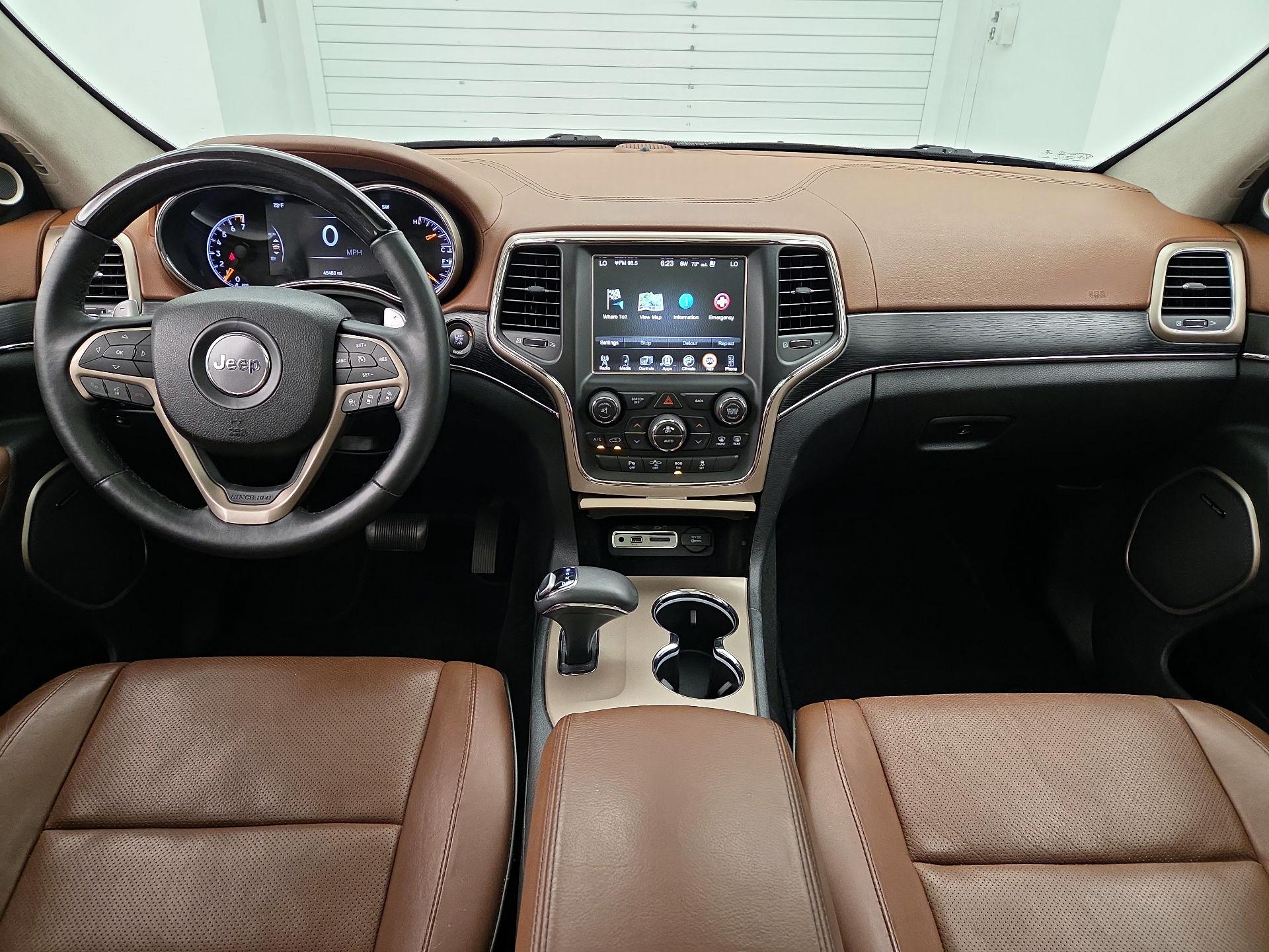 Thumbnail: 2015 Jeep Grand Cherokee - 9