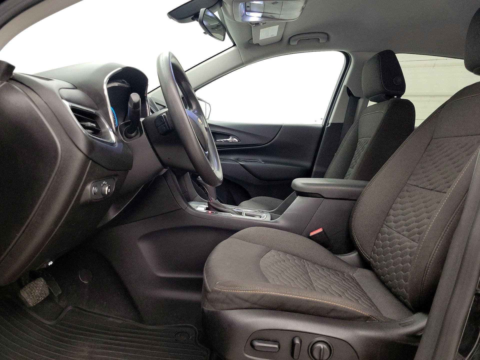 Thumbnail: 2019 Chevrolet Equinox - 11
