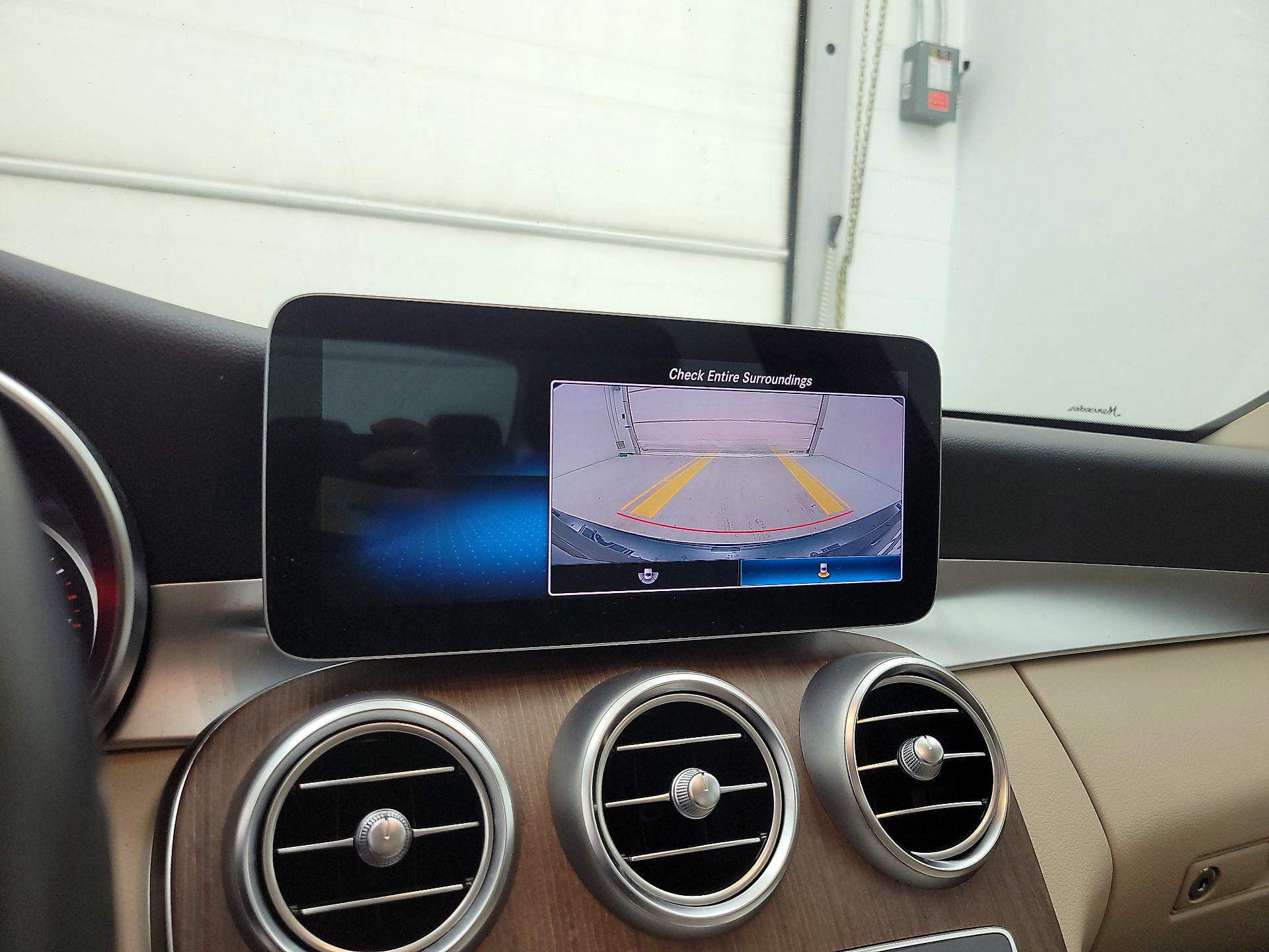 Thumbnail: 2020 Mercedes-Benz C-Class - 14
