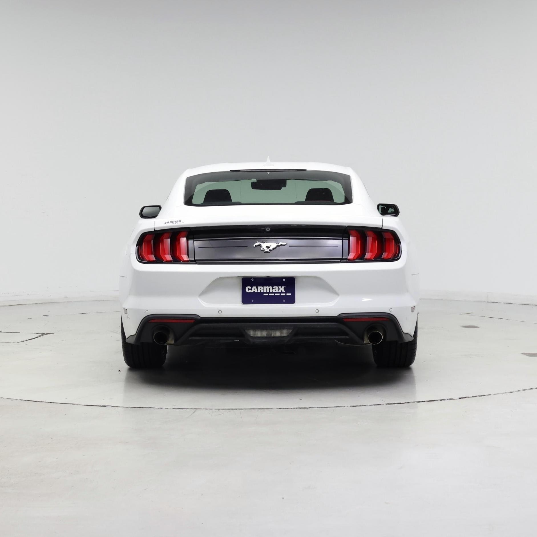 Thumbnail: 2022 Ford Mustang - 6