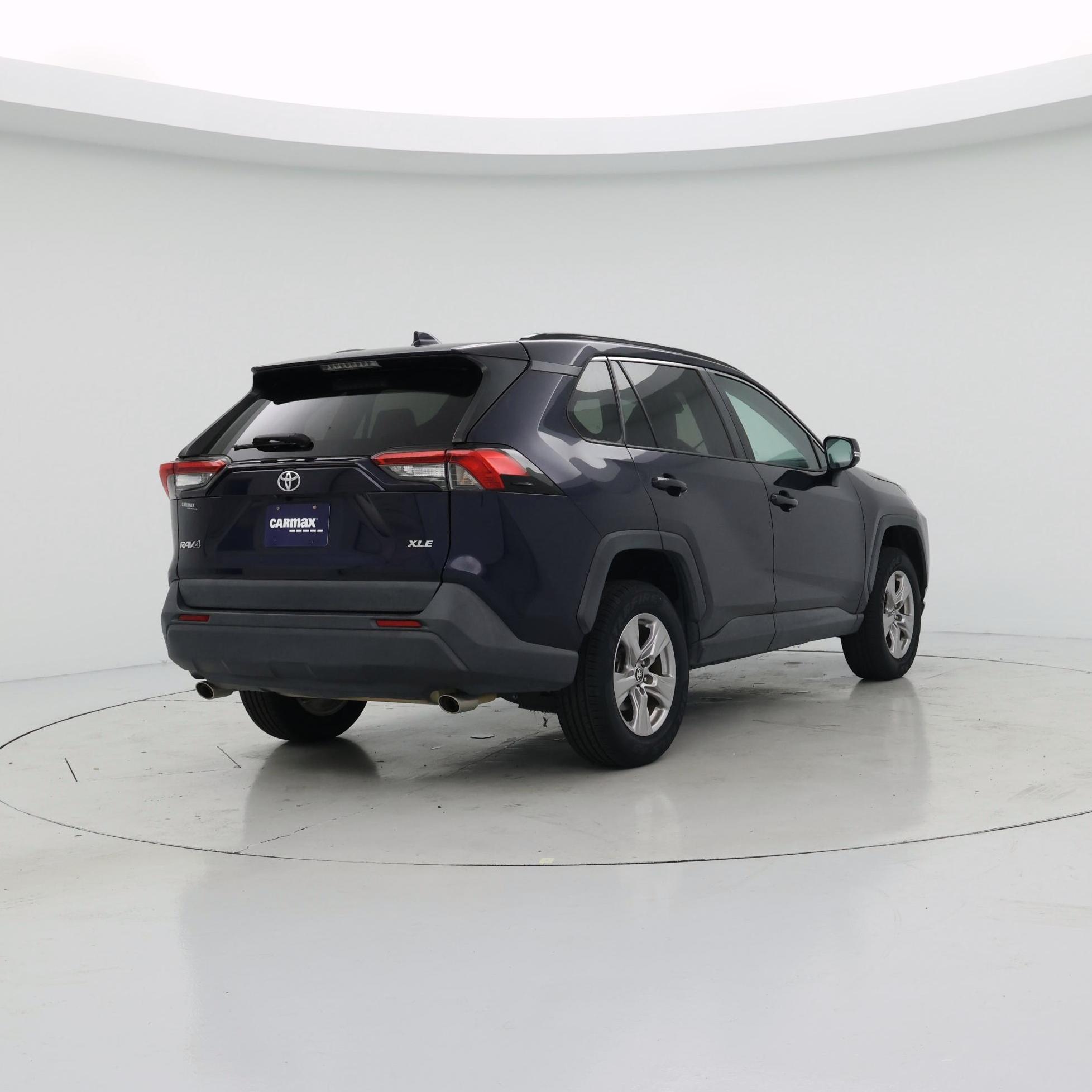 Thumbnail: 2023 Toyota RAV4 - 8