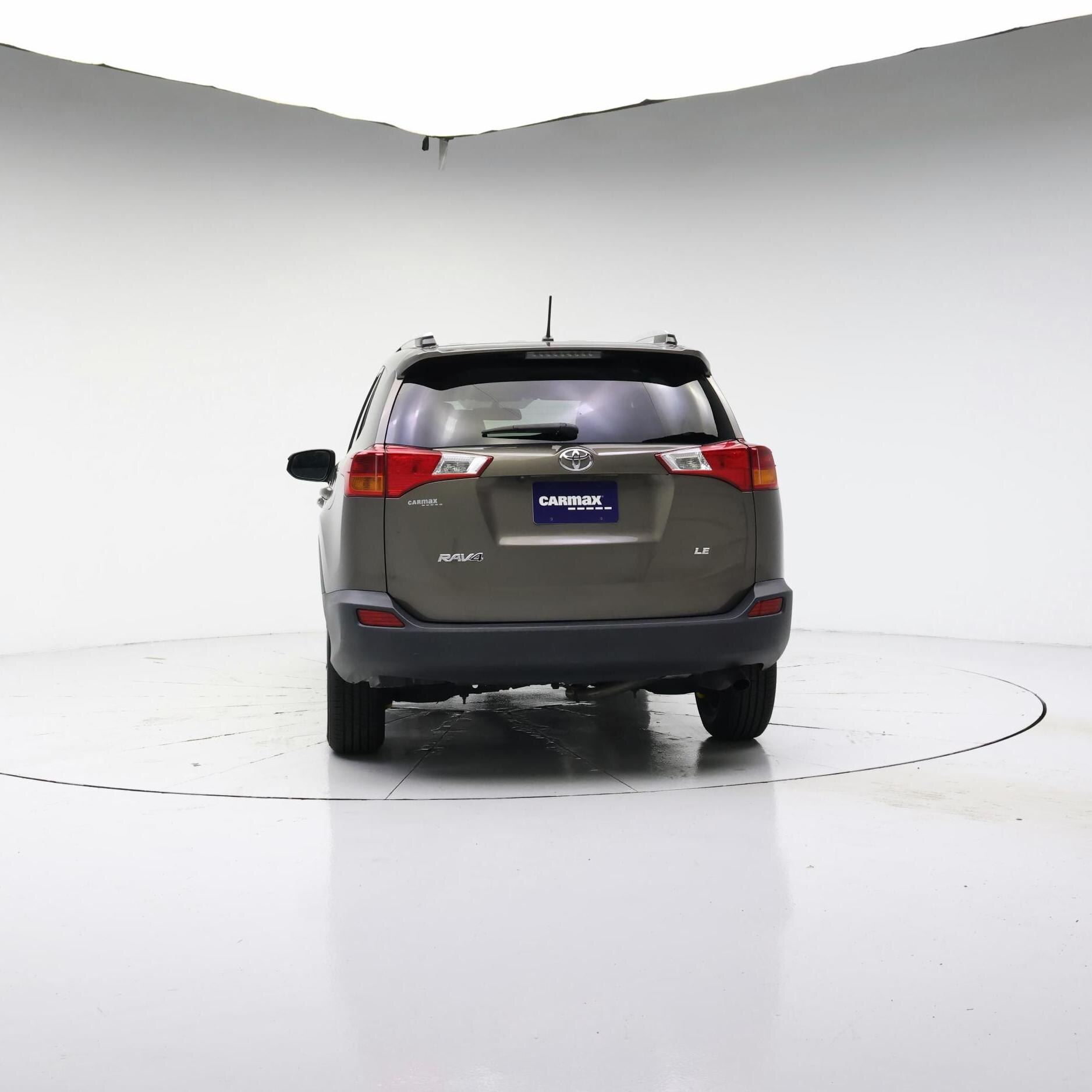 Thumbnail: 2015 Toyota RAV4 - 6