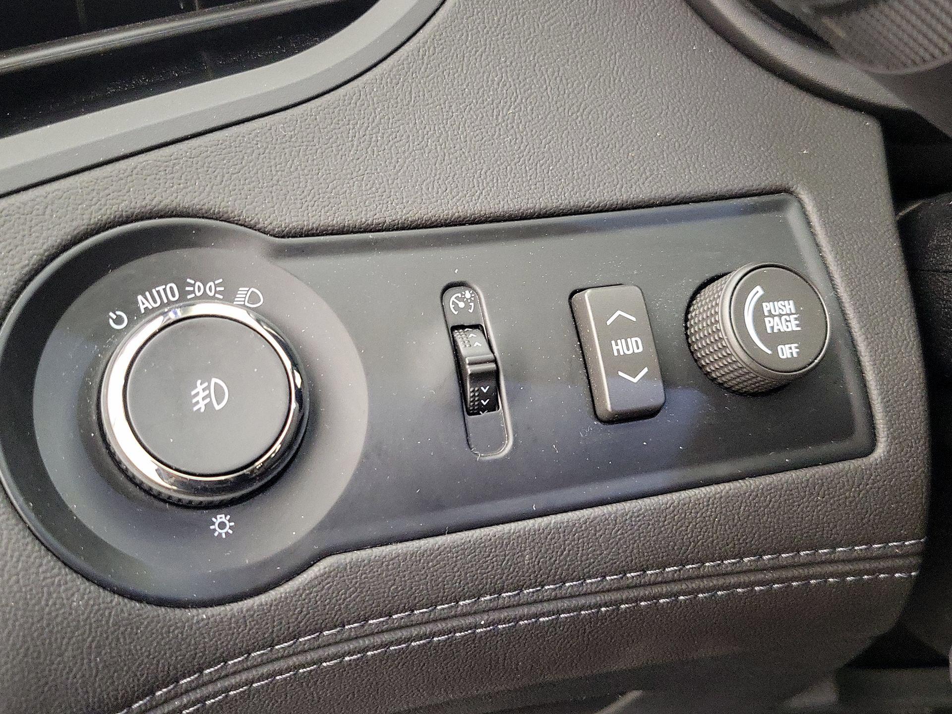 Thumbnail: 2015 Buick LaCrosse - 13