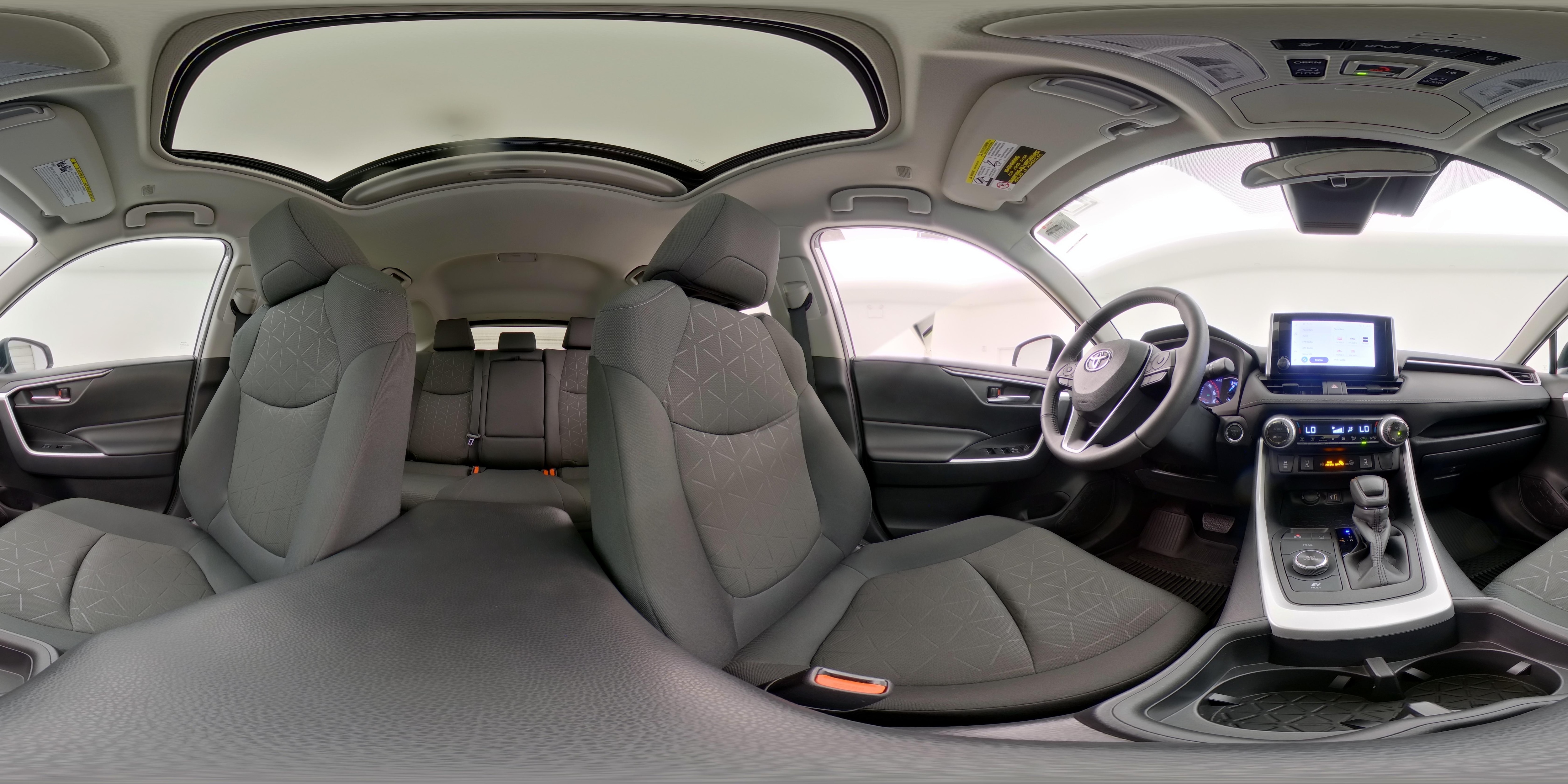 2023 Toyota RAV4 XLE - Photo 26