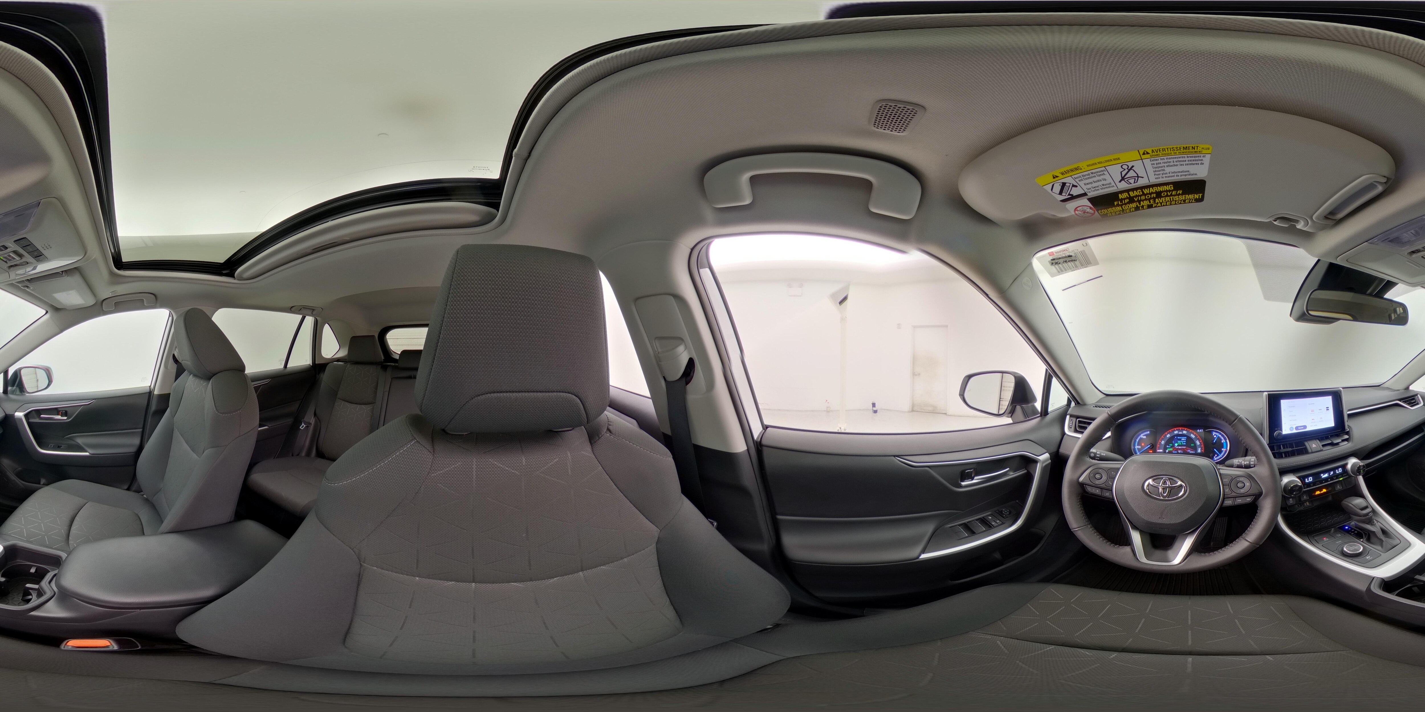 2023 Toyota RAV4 XLE - Photo 28