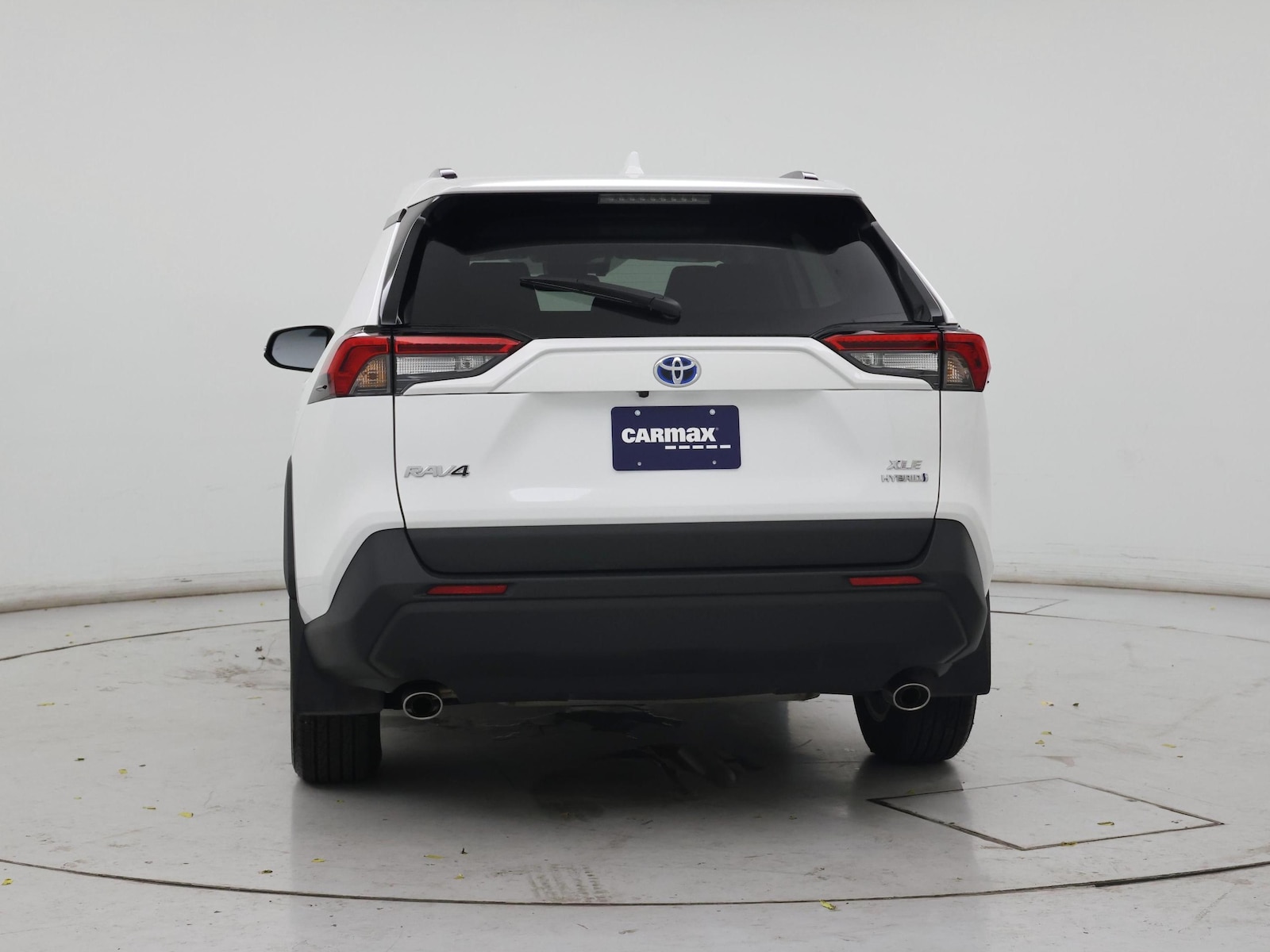 2023 Toyota RAV4 XLE - Photo 7