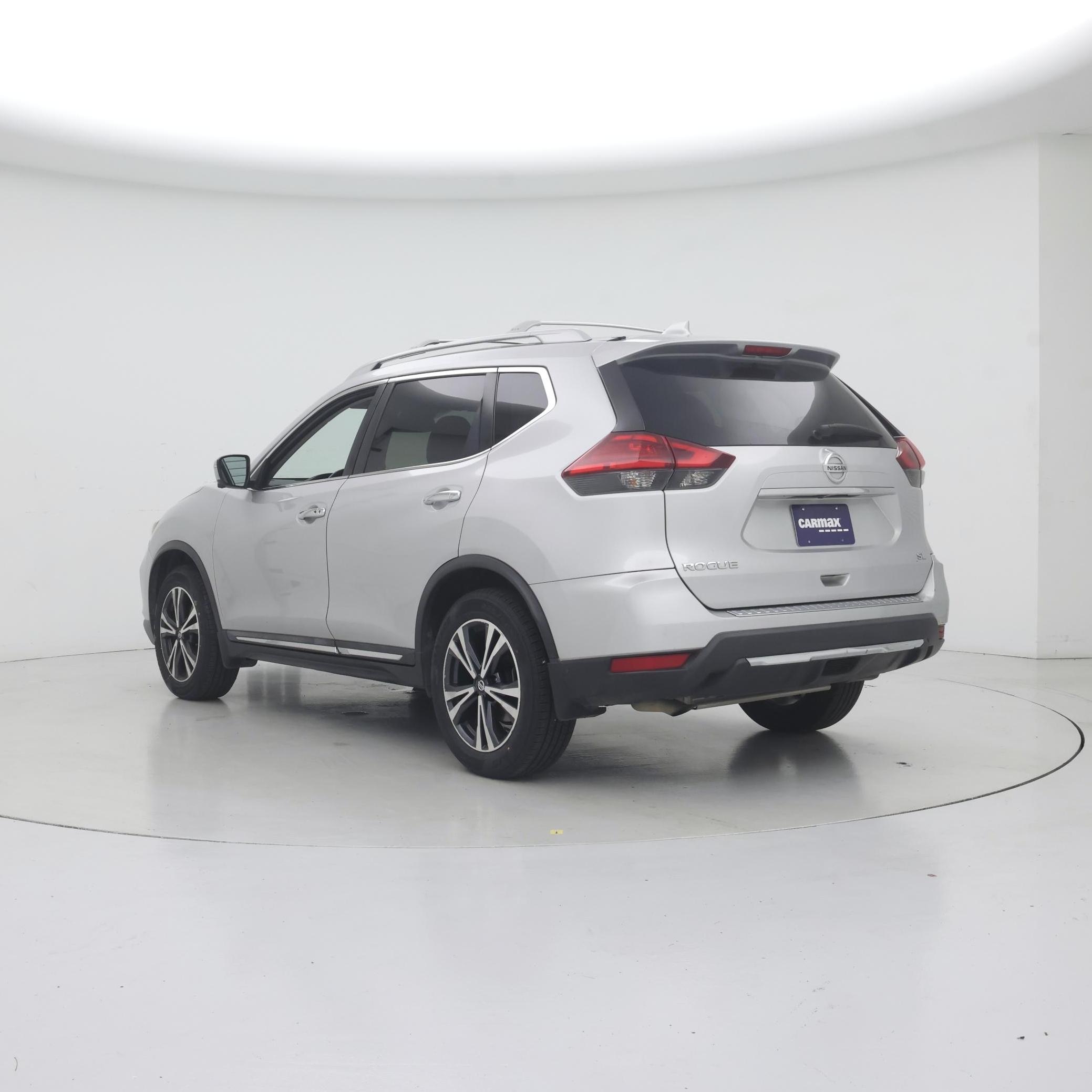 Thumbnail: 2017 Nissan Rogue - 2
