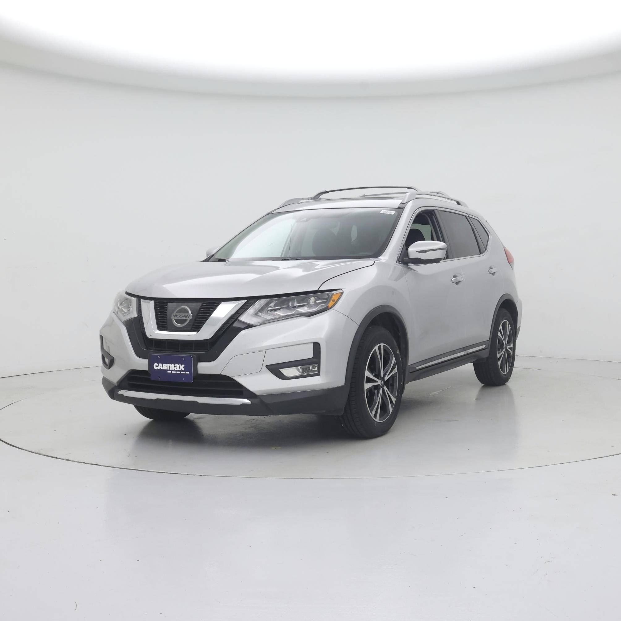 Thumbnail: 2017 Nissan Rogue - 4