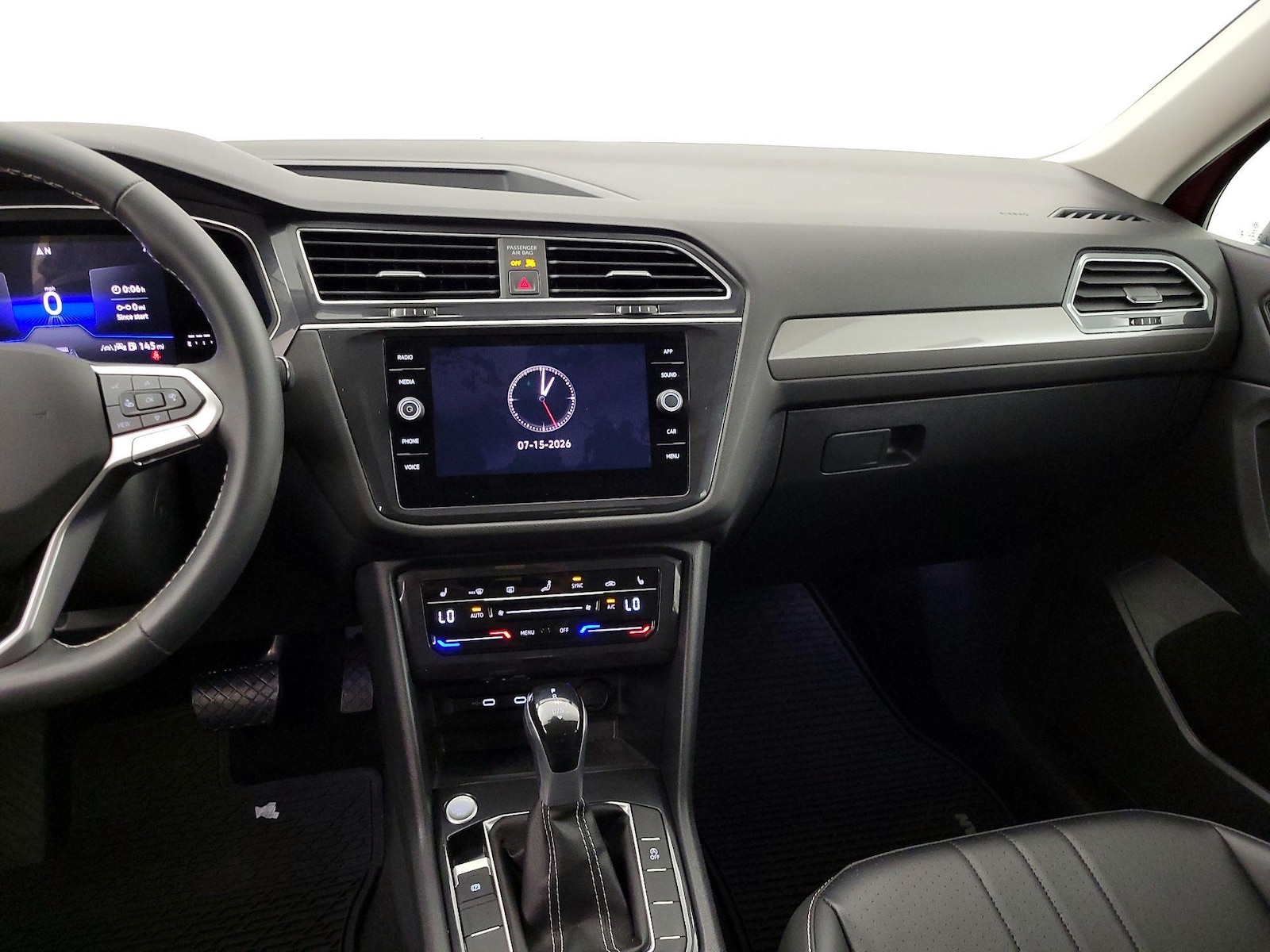 2024 Volkswagen Tiguan SE - Photo 10