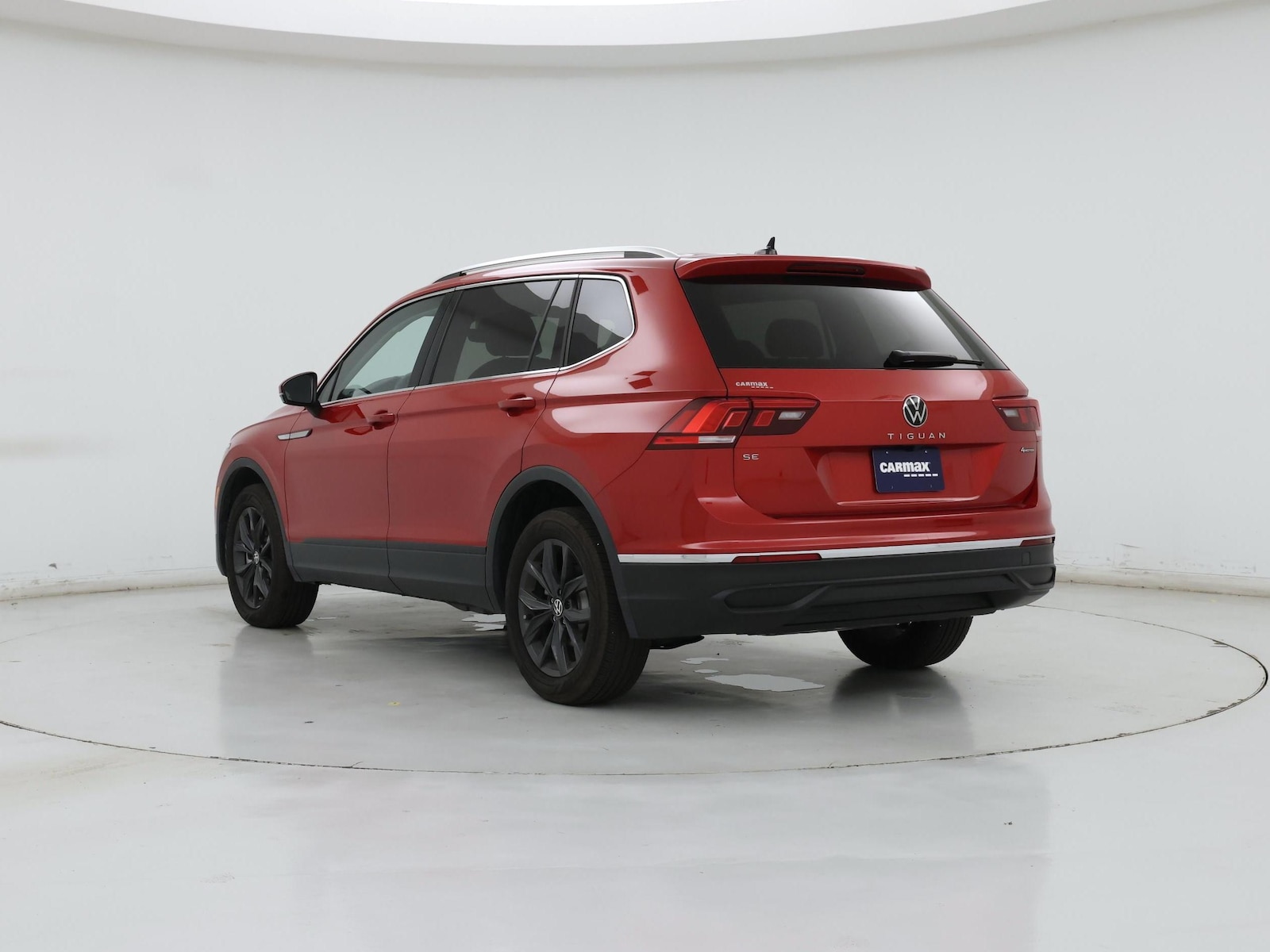 2024 Volkswagen Tiguan SE - Photo 3