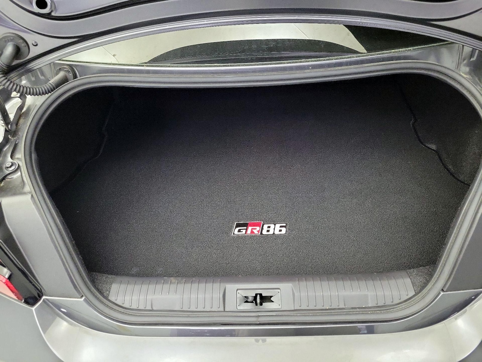 2025 Toyota GR86 Premium - Photo 21