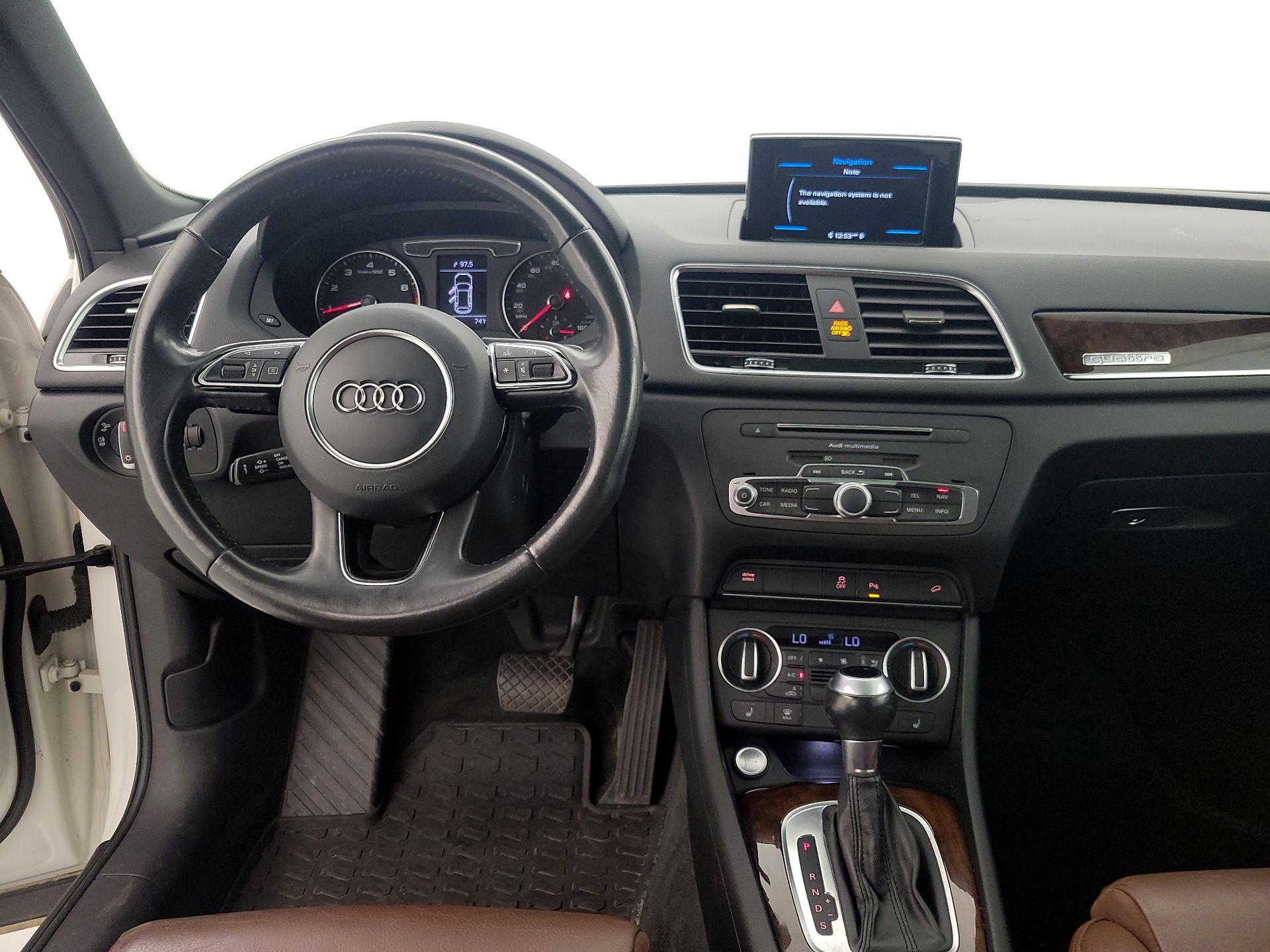 Thumbnail: 2018 Audi Q3 - 10
