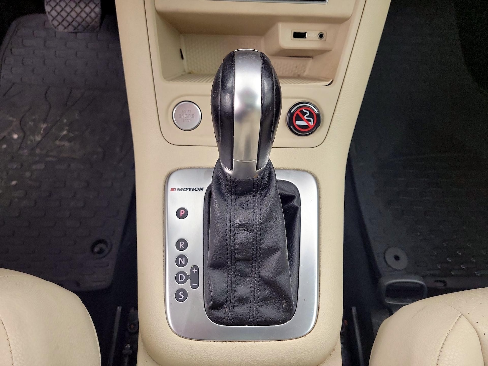 2016 Volkswagen Tiguan SE - Photo 19