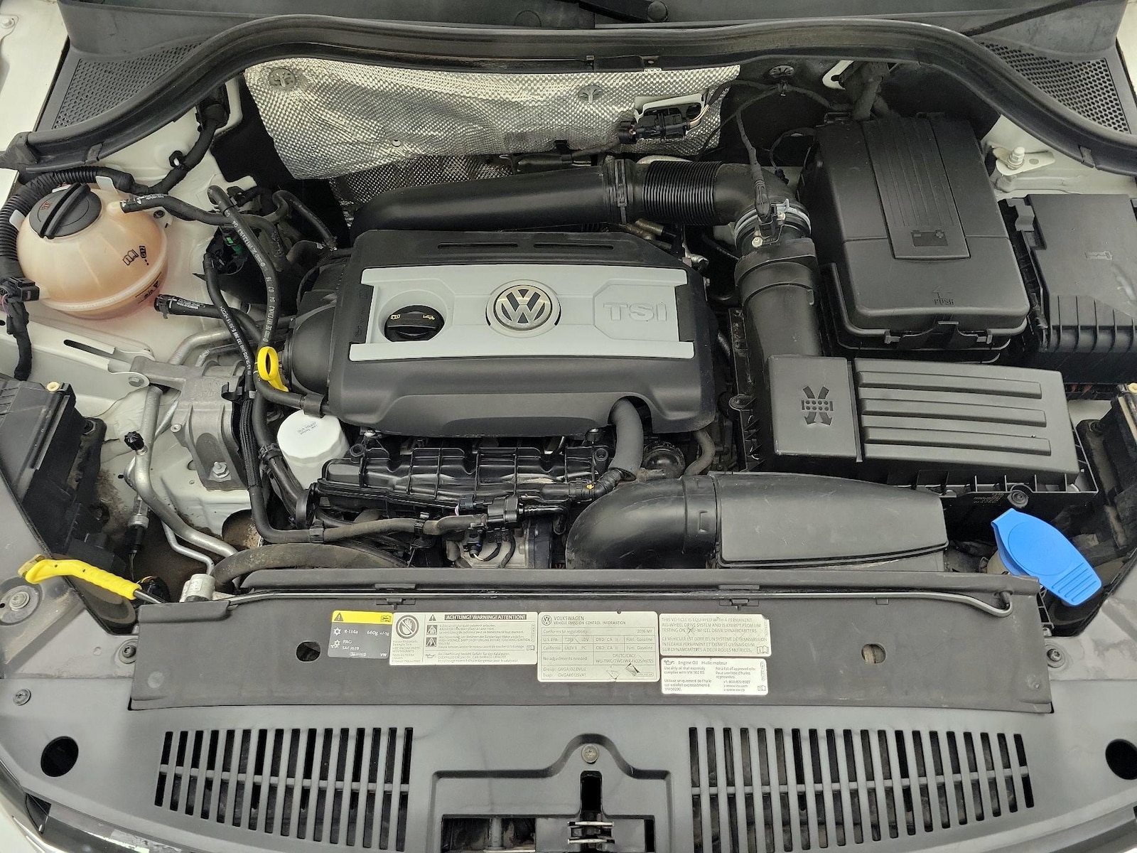 2016 Volkswagen Tiguan SE - Photo 24
