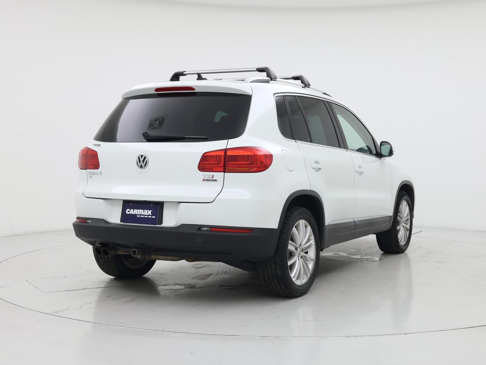 2016 Volkswagen Tiguan SE - Photo 9