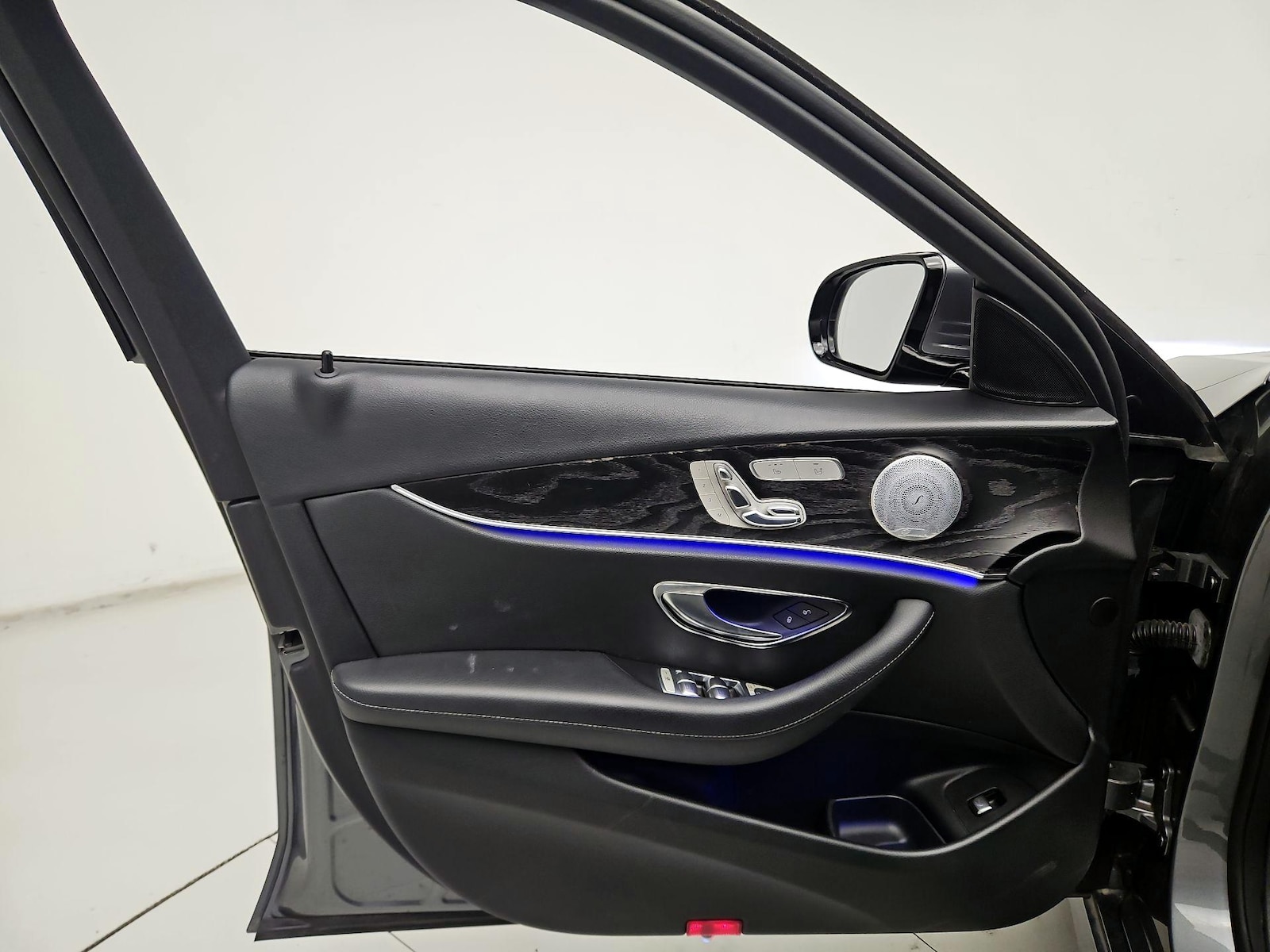 2018 Mercedes-Benz E-Class E300 - Photo 13