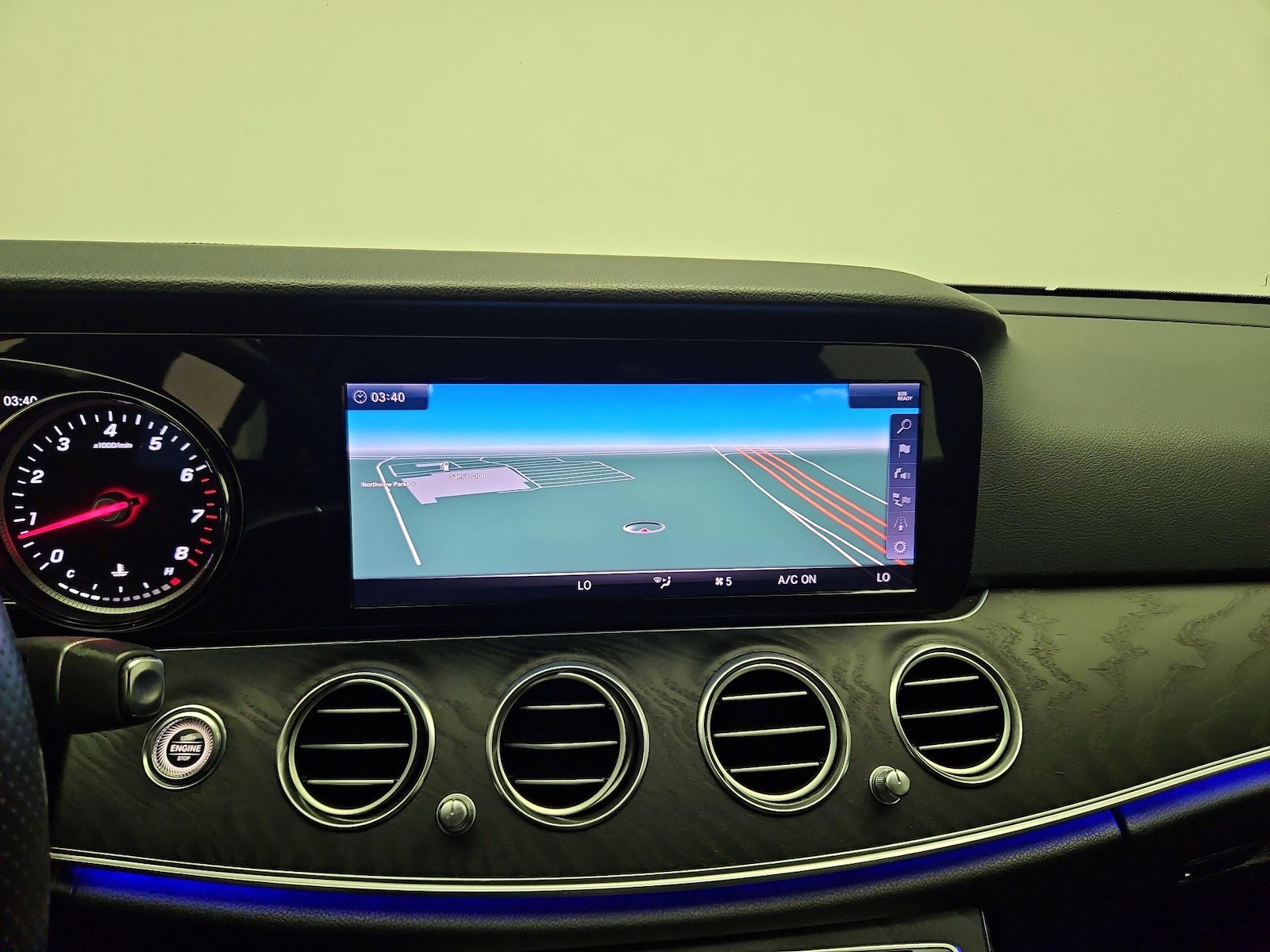 2018 Mercedes-Benz E-Class E300 - Photo 14