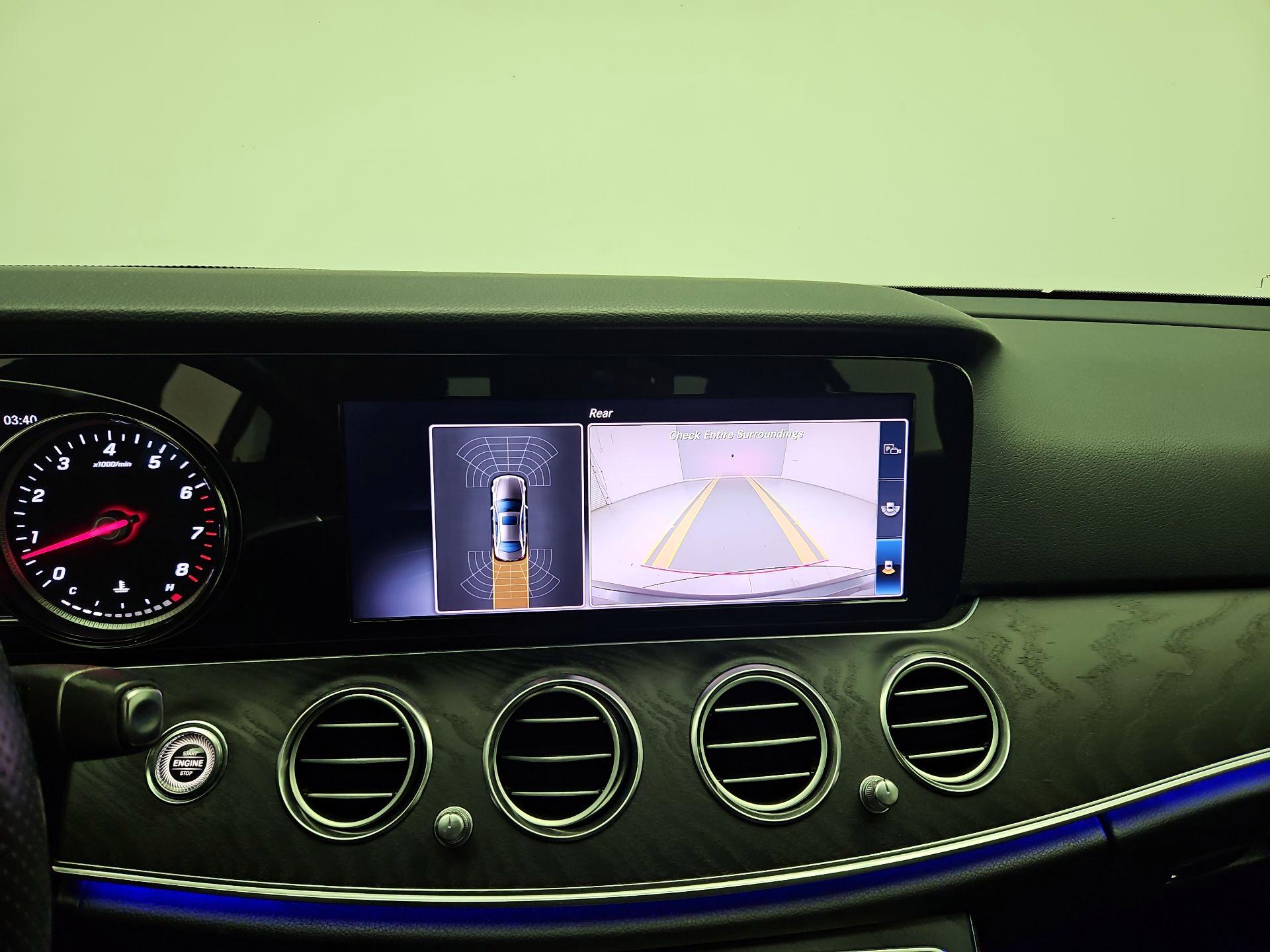 Thumbnail: 2018 Mercedes-Benz E-Class - 14