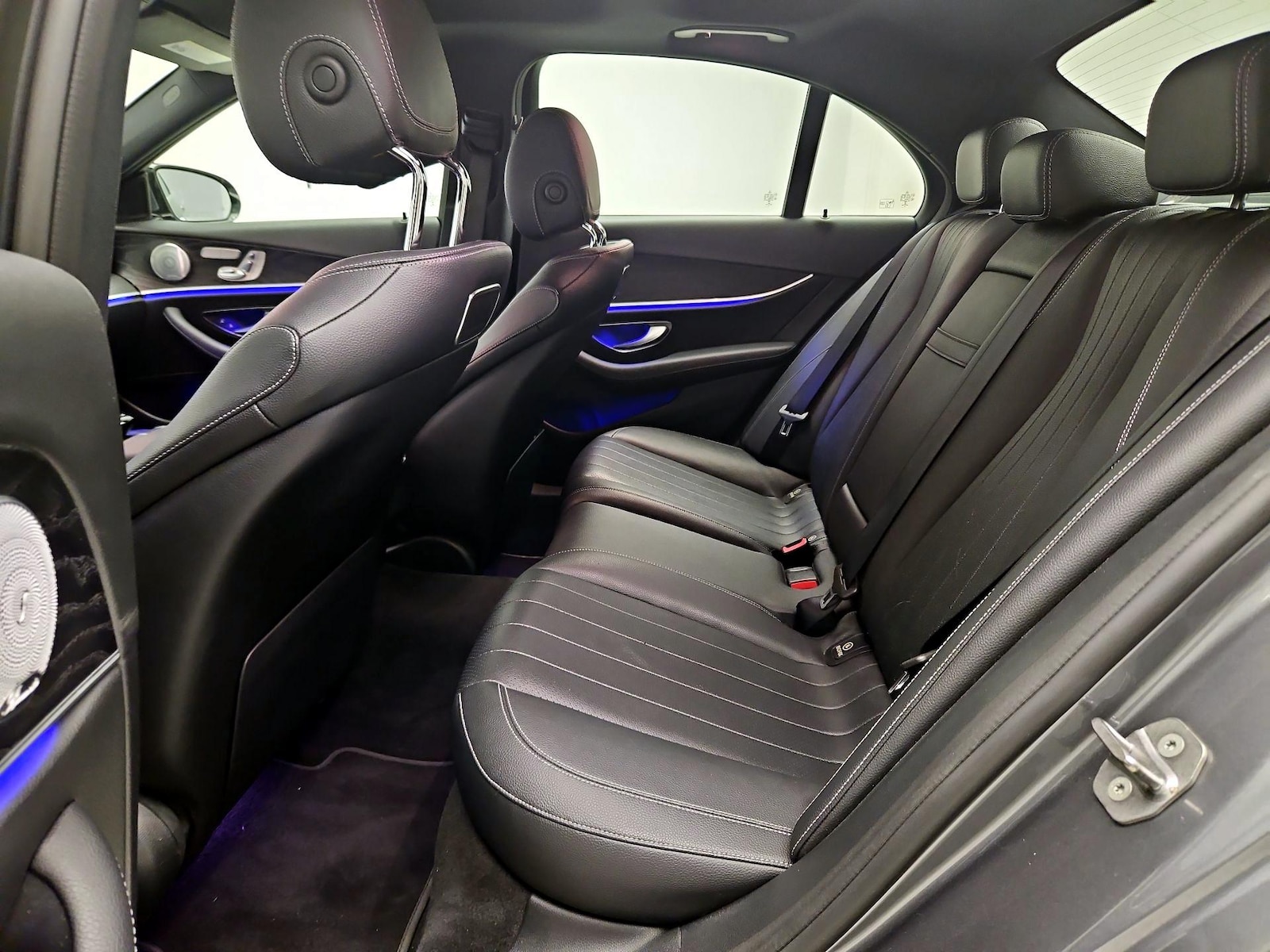 2018 Mercedes-Benz E-Class E300 - Photo 19